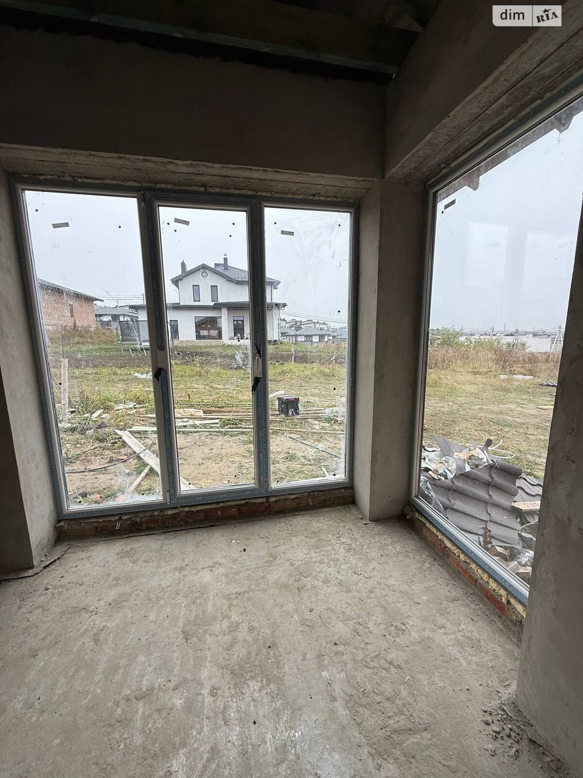 одноэтажный дуплекс, 80 кв. м, кирпич. Продажа в Ровно фото 1