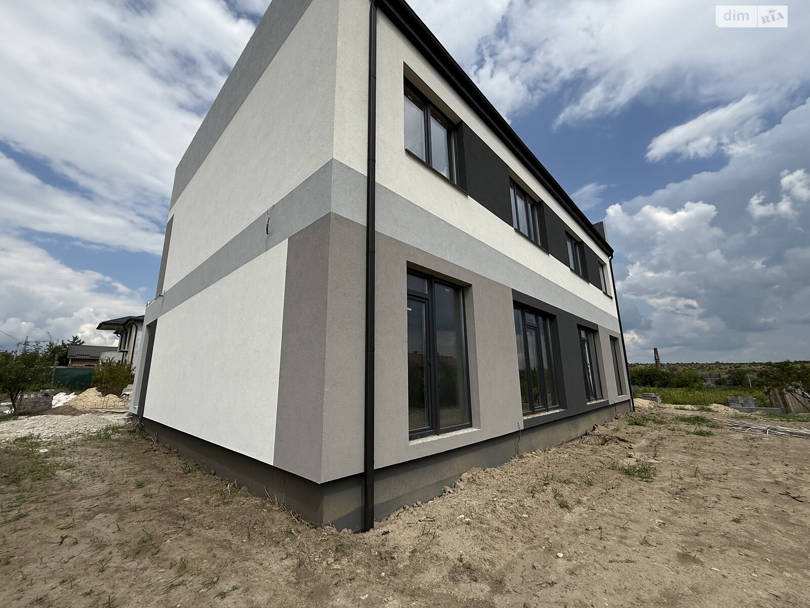 двухэтажный дуплекс, 130 кв. м, кирпич. Продажа в Ровно район Новый Двор фото 1