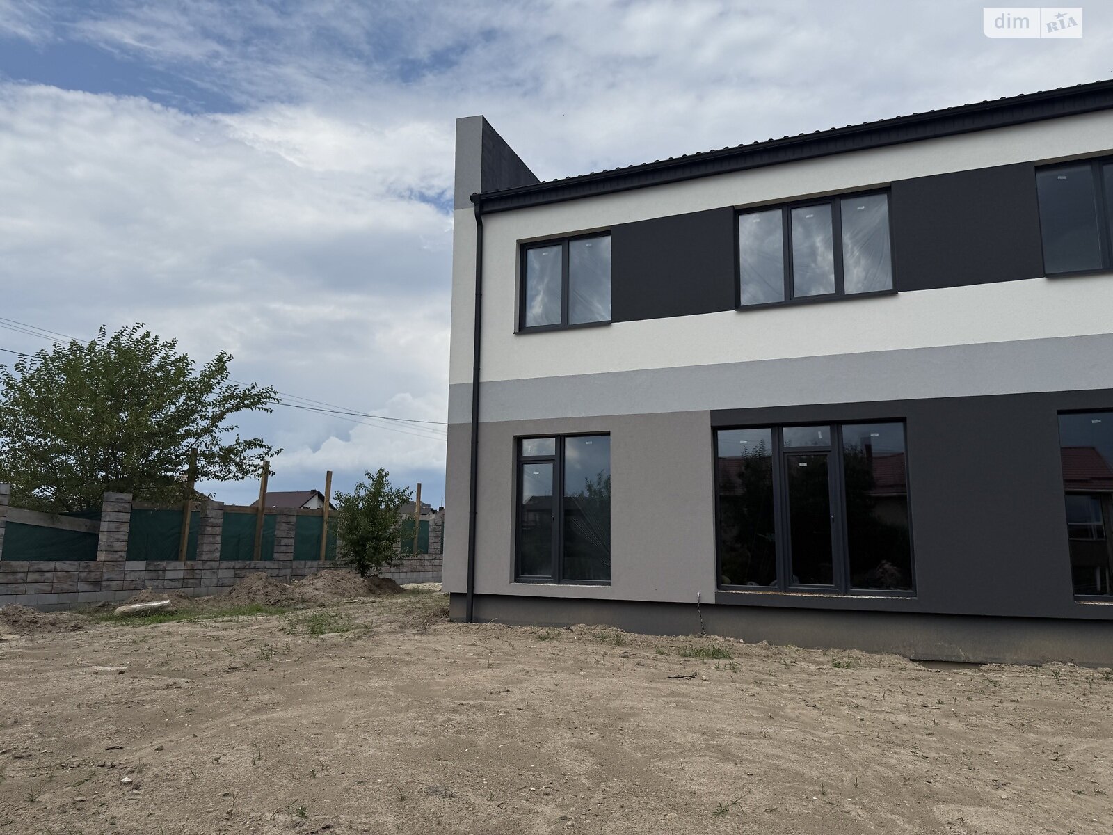 двухэтажный дуплекс, 130 кв. м, кирпич. Продажа в Ровно район Новый Двор фото 1