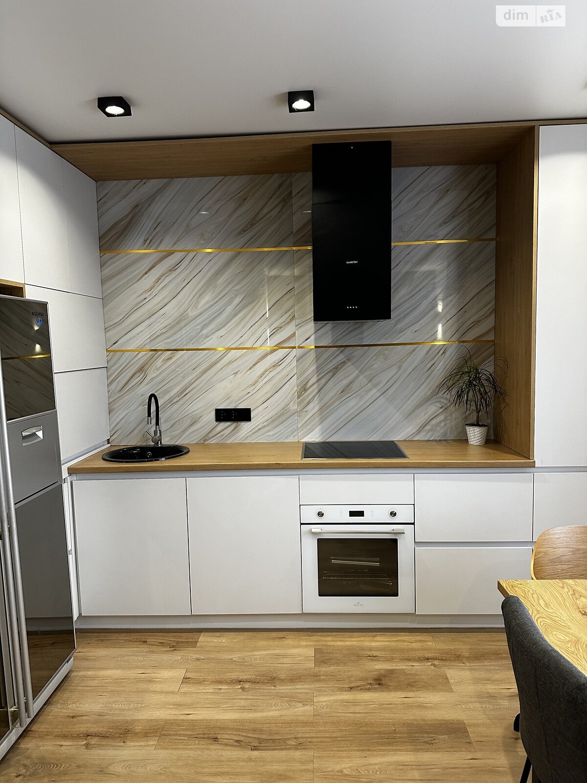 триповерховий дуплекс, 125 кв. м, цегла. Продаж в Рівному, район Новий Двір фото 1 триповерховий дуплекс, 125 кв. м, цегла. Продаж в Рівному, район Новий Двір фото 1