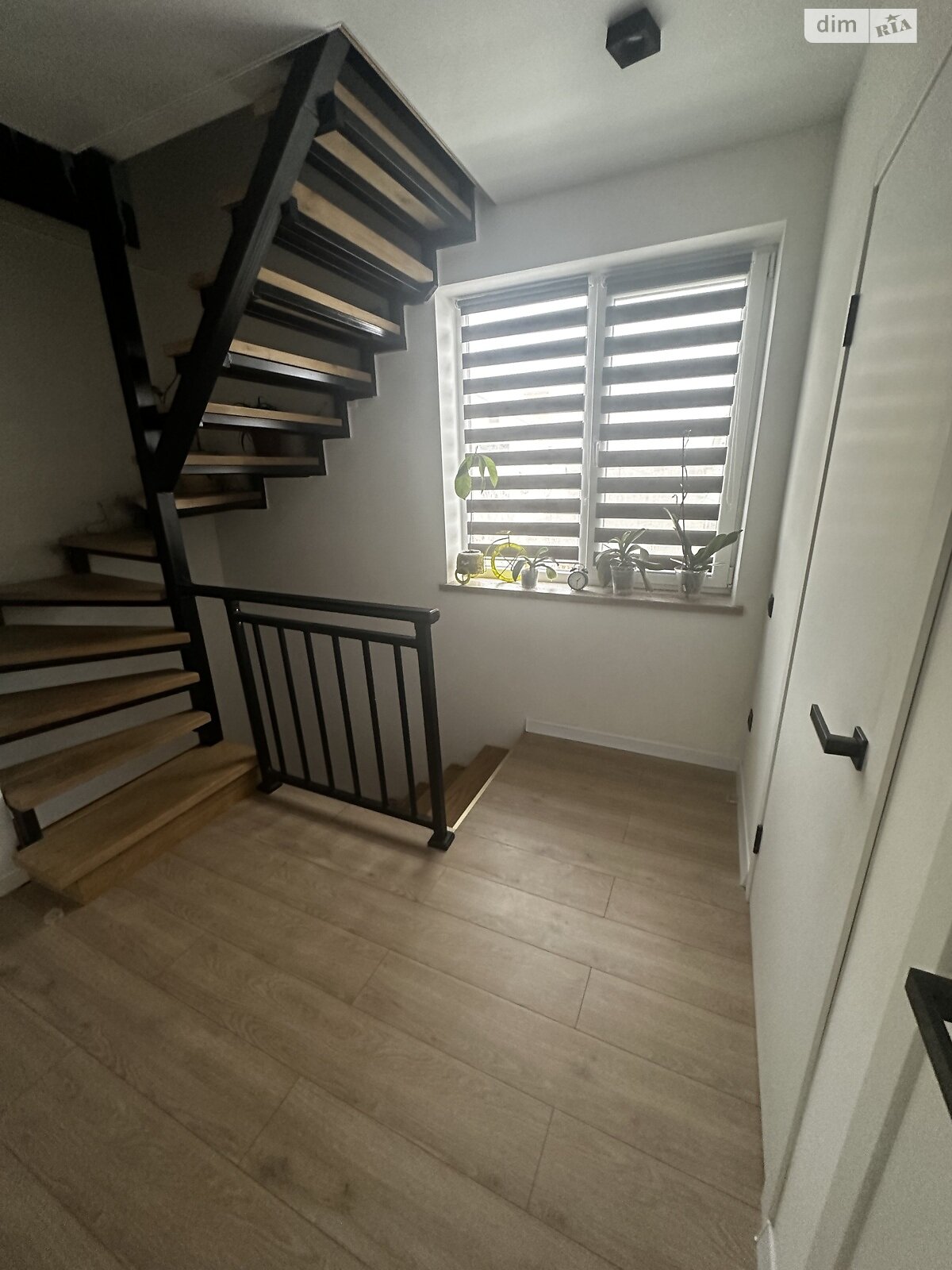 триповерховий дуплекс, 125 кв. м, цегла. Продаж в Рівному, район Новий Двір фото 1 триповерховий дуплекс, 125 кв. м, цегла. Продаж в Рівному, район Новий Двір фото 1