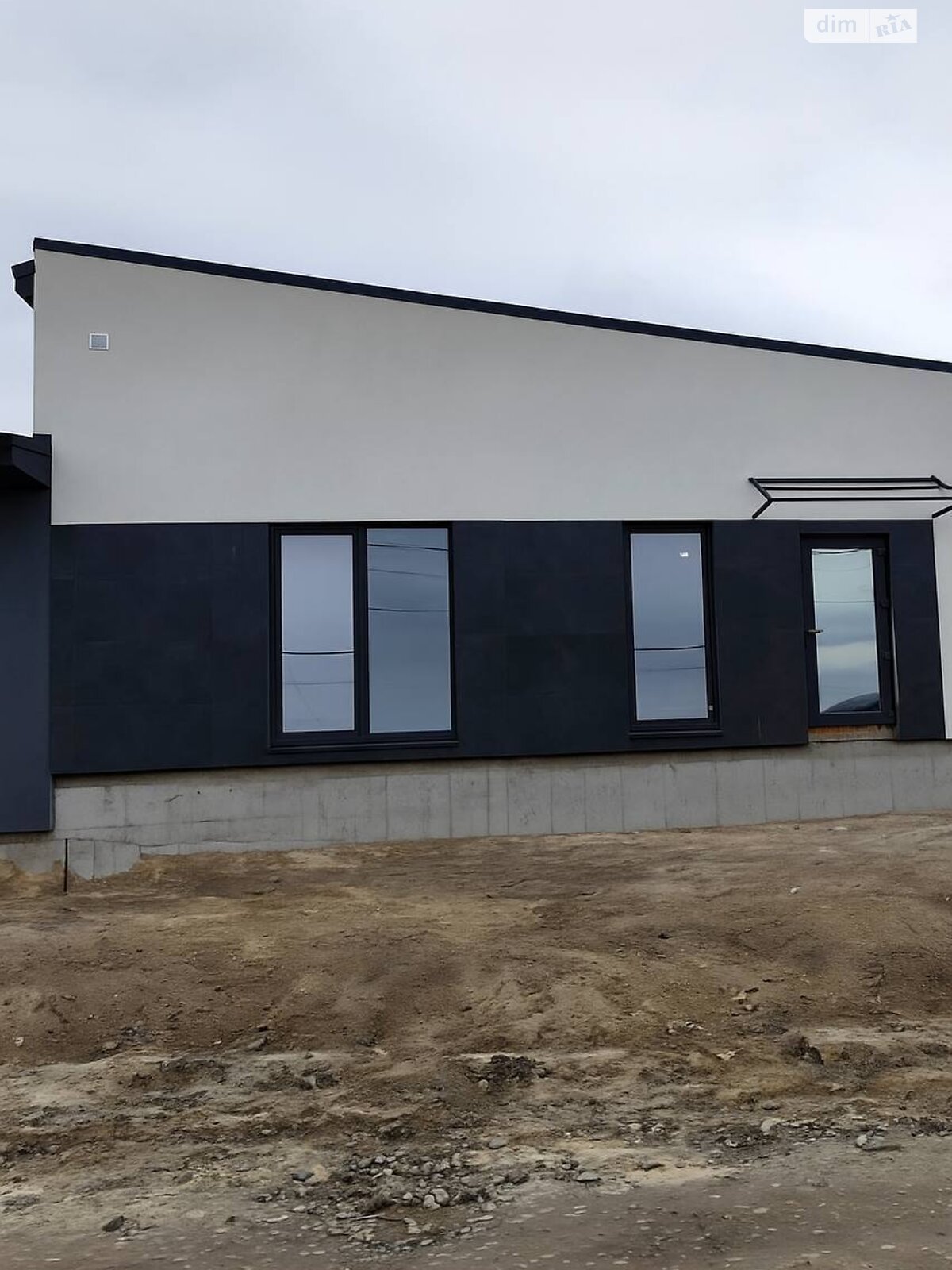 одноповерховий дуплекс, 100 кв. м, цегла. Продаж у Рівному фото 1
