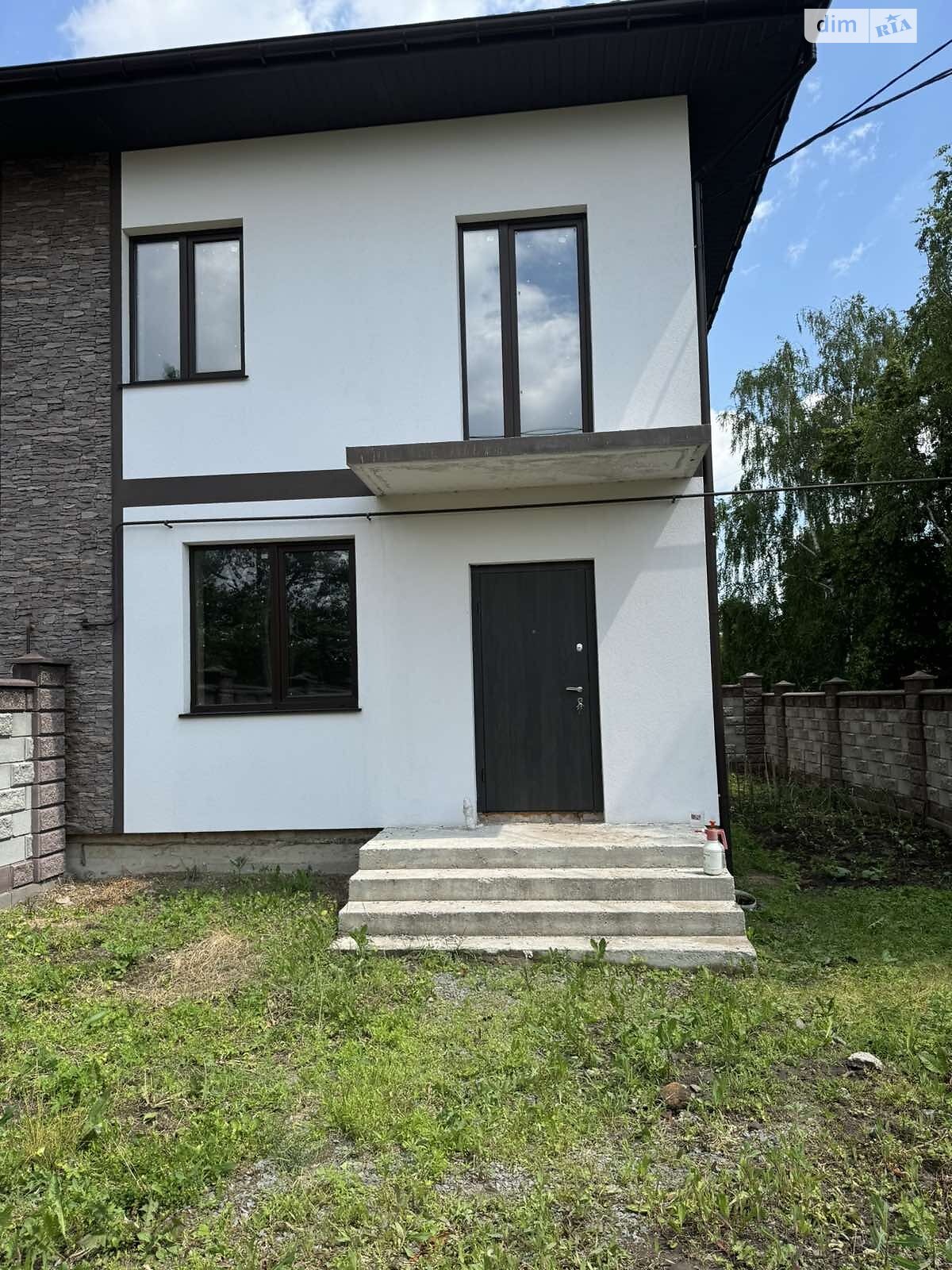 двоповерховий дуплекс, 110 кв. м, кирпич. Продаж в Рівному, район Рум фото 1