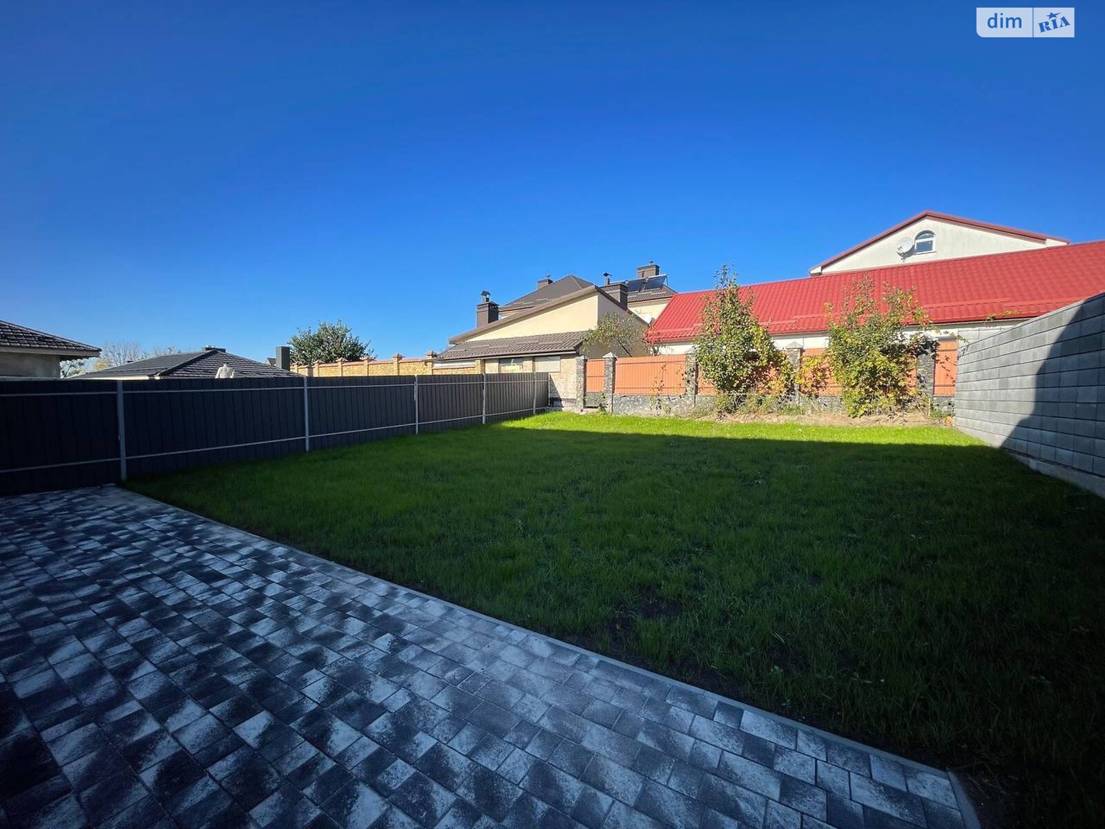 двоповерховий дуплекс, 180 кв. м, цегла. Продаж в Рівному, район Щасливе фото 1