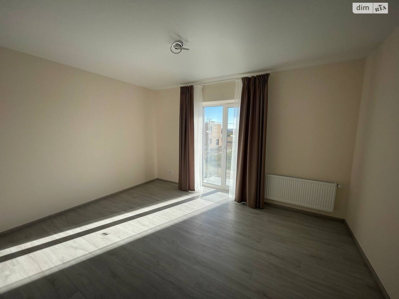 двоповерховий дуплекс, 180 кв. м, цегла. Продаж в Рівному, район Щасливе фото 1