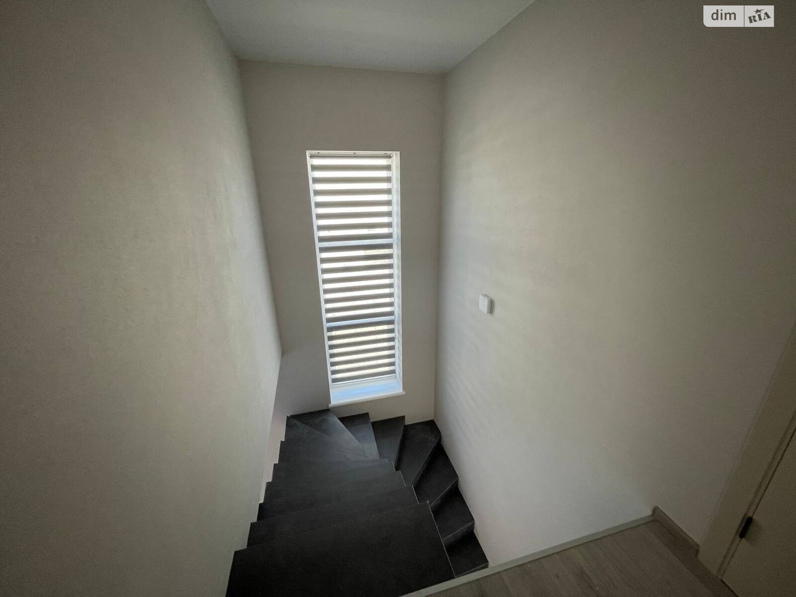 двоповерховий дуплекс, 180 кв. м, цегла. Продаж в Рівному, район Щасливе фото 1