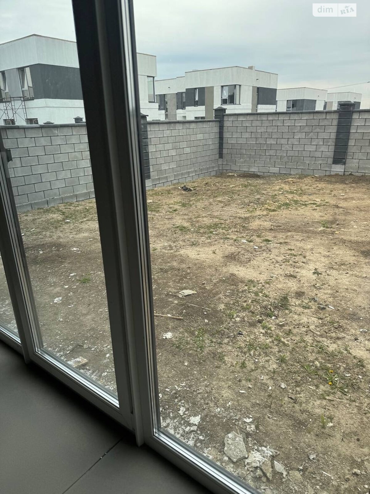 двоповерховий дуплекс, 115 кв. м, цегла. Продаж в Рівному, район Щасливе фото 1 двоповерховий дуплекс, 115 кв. м, цегла. Продаж в Рівному, район Щасливе фото 1