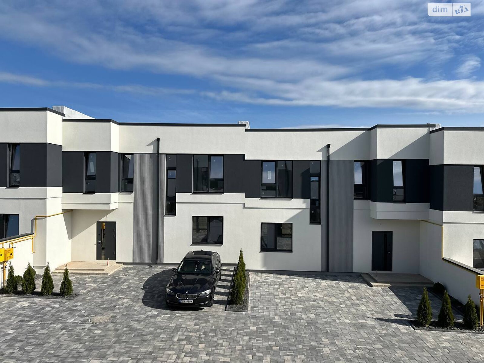 двоповерховий дуплекс, 103 кв. м, кирпич. Продаж в Рівному, район Щасливе фото 1 двоповерховий дуплекс, 103 кв. м, кирпич. Продаж в Рівному, район Щасливе фото 1