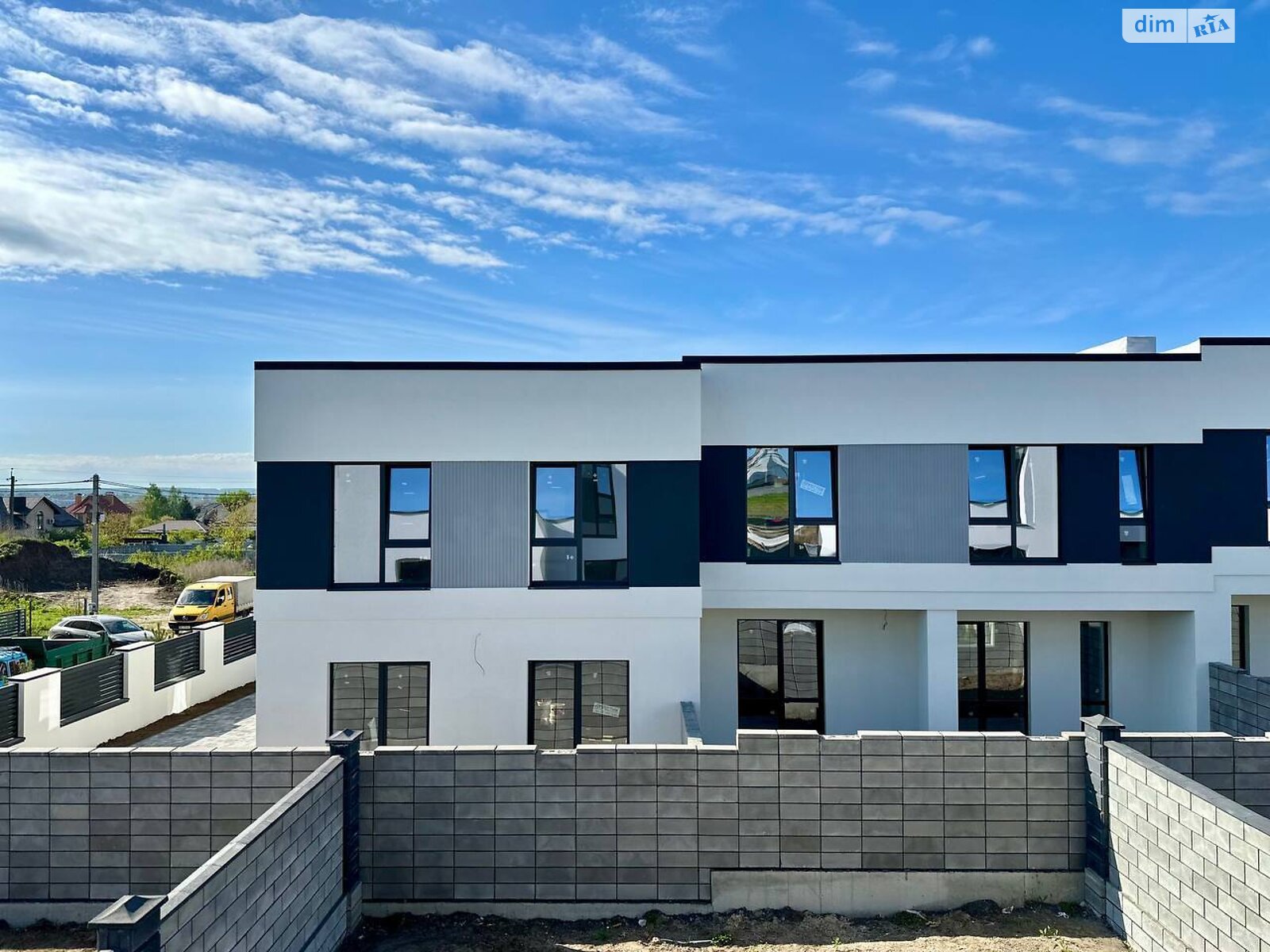 двоповерховий дуплекс, 123 кв. м, цегла. Продаж в Рівному, район Щасливе фото 1 двоповерховий дуплекс, 123 кв. м, цегла. Продаж в Рівному, район Щасливе фото 1