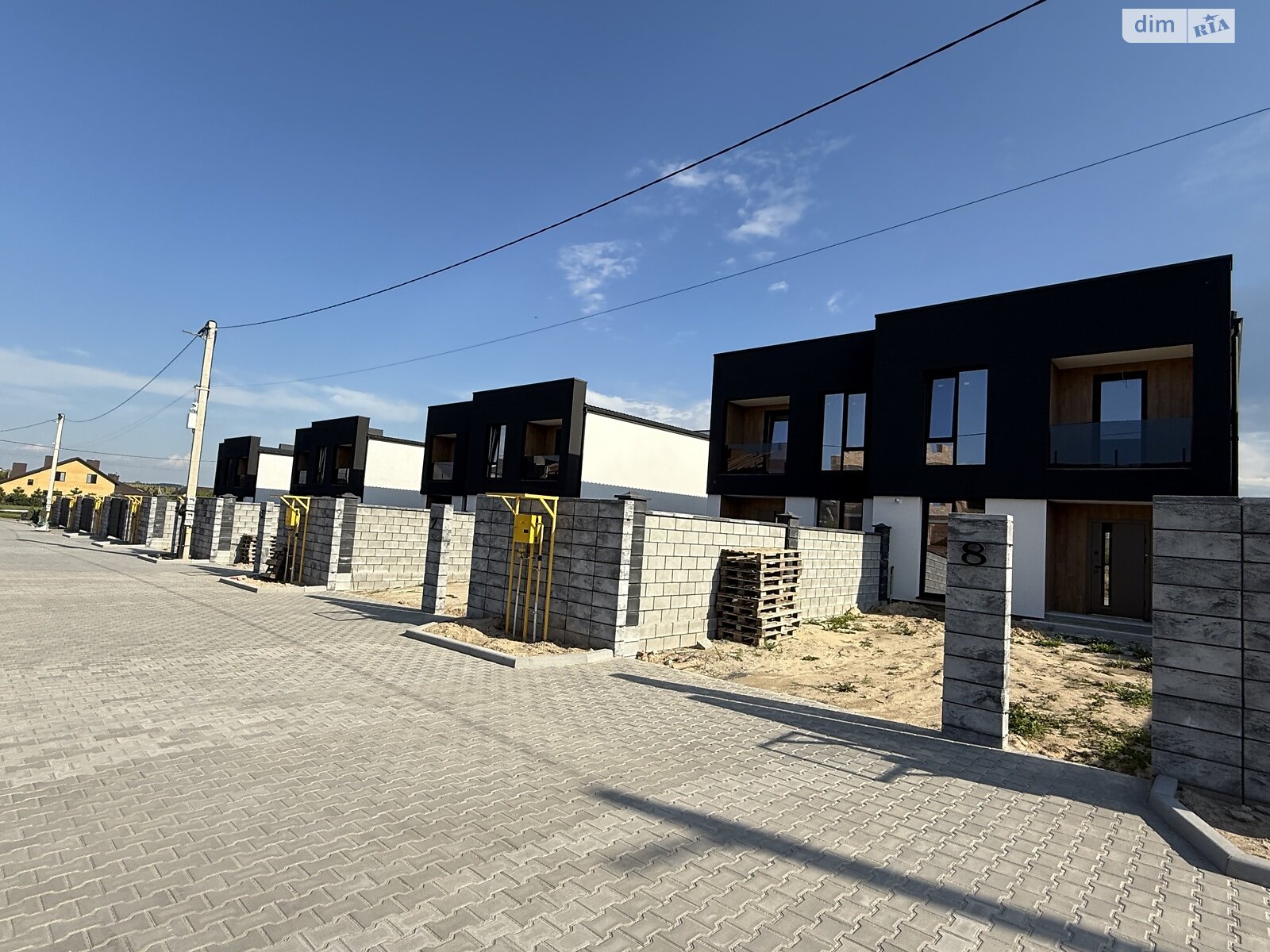 двоповерховий дуплекс, 114.6 кв. м, кирпич. Продаж в Рівному, район Щасливе фото 1 двоповерховий дуплекс, 114.6 кв. м, кирпич. Продаж в Рівному, район Щасливе фото 1