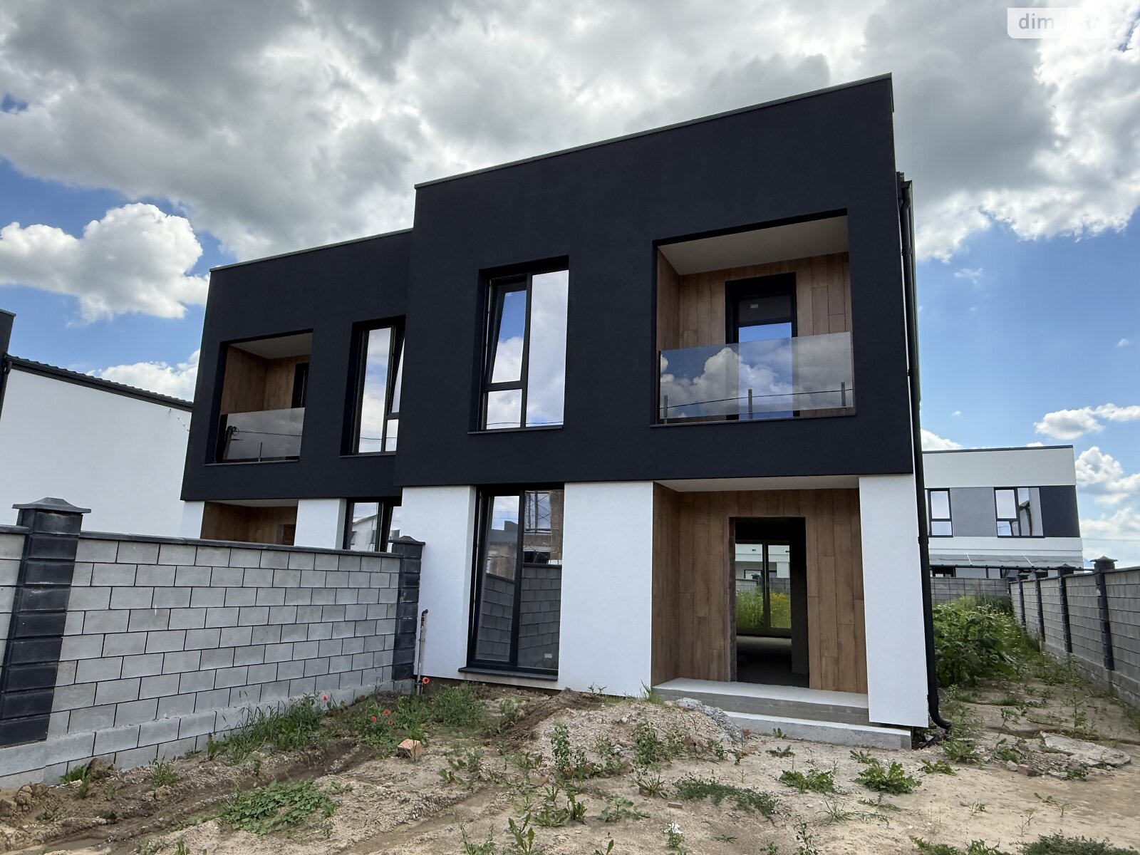 двоповерховий дуплекс, 114.6 кв. м, кирпич. Продаж в Рівному, район Щасливе фото 1 двоповерховий дуплекс, 114.6 кв. м, кирпич. Продаж в Рівному, район Щасливе фото 1