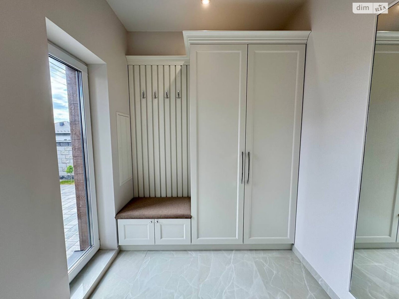 двоповерховий дуплекс, 107 кв. м, кирпич. Продаж в Рівному, район Щасливе фото 1 двоповерховий дуплекс, 107 кв. м, кирпич. Продаж в Рівному, район Щасливе фото 1