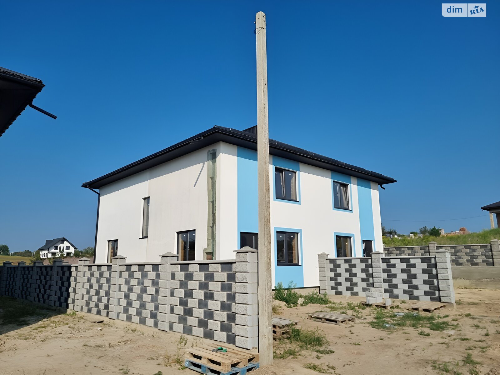 двоповерховий дуплекс, 117 кв. м, цегла. Продаж в Рівному, район Тинне фото 1 двоповерховий дуплекс, 117 кв. м, цегла. Продаж в Рівному, район Тинне фото 1