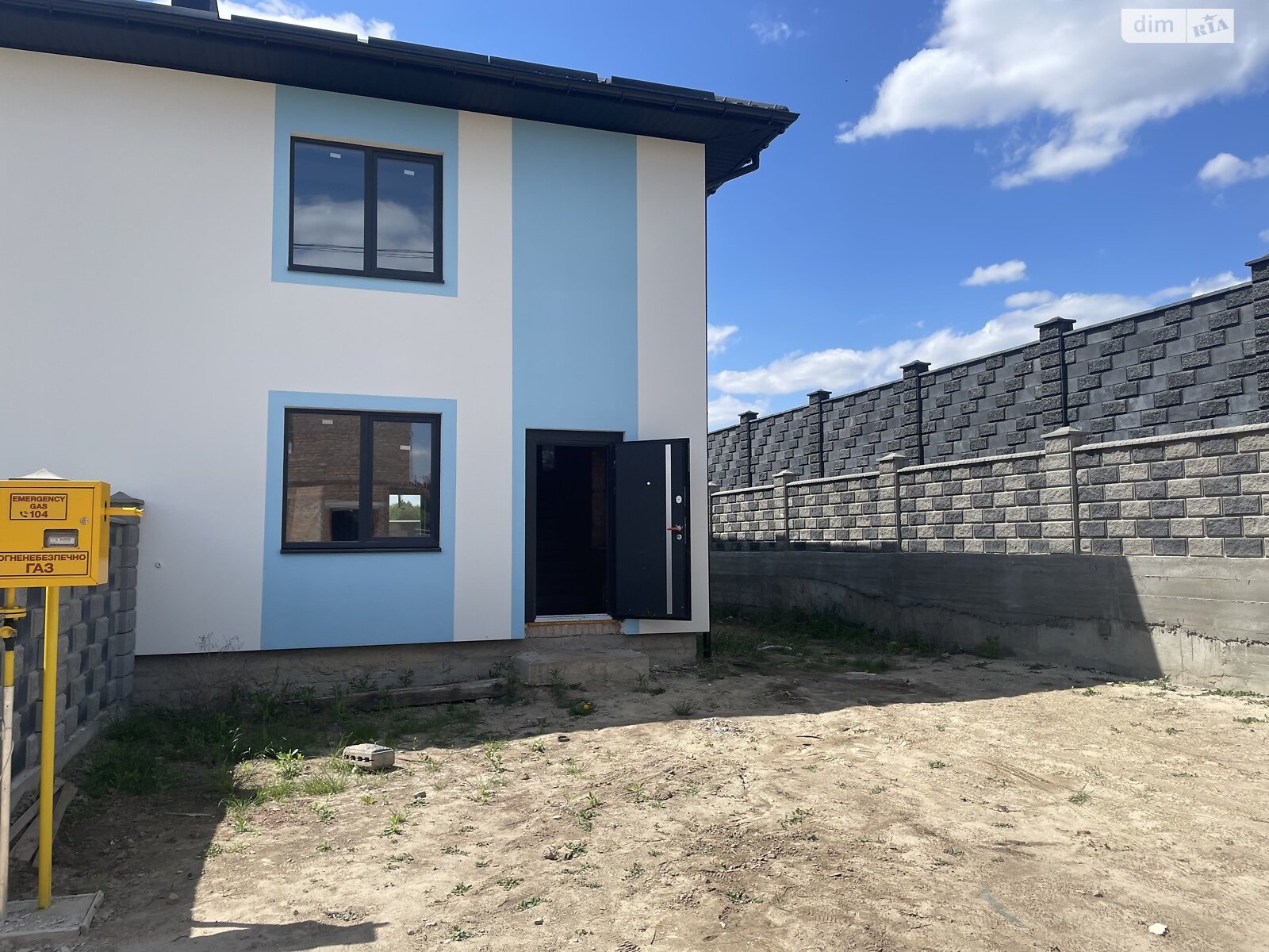 двоповерховий дуплекс, 117 кв. м, цегла. Продаж в Рівному, район Тинне фото 1 двоповерховий дуплекс, 117 кв. м, цегла. Продаж в Рівному, район Тинне фото 1