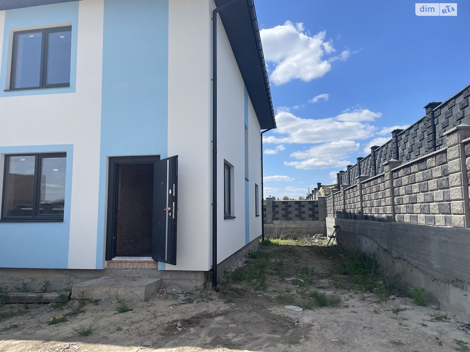 двоповерховий дуплекс, 117 кв. м, цегла. Продаж в Рівному, район Тинне фото 1 двоповерховий дуплекс, 117 кв. м, цегла. Продаж в Рівному, район Тинне фото 1