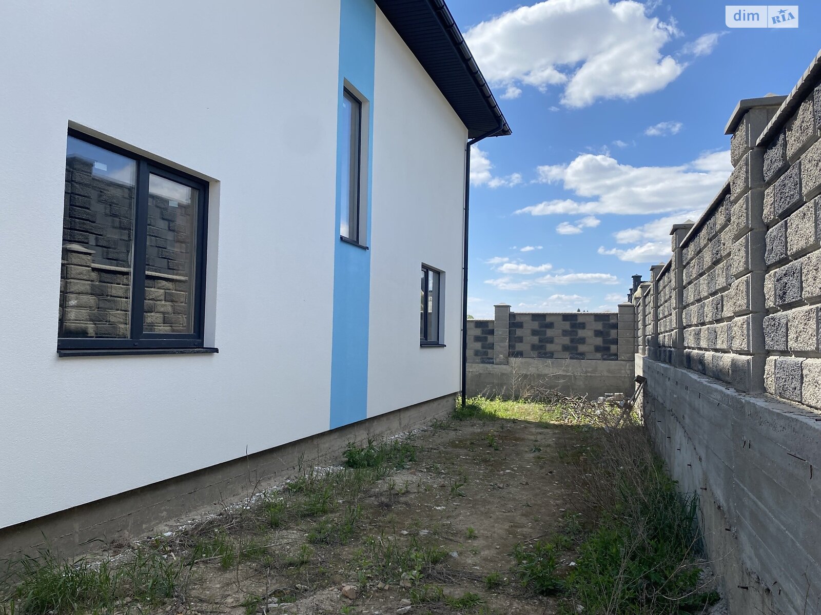 двухэтажный дуплекс, 117 кв. м, кирпич. Продажа в Ровно фото 1 двухэтажный дуплекс, 117 кв. м, кирпич. Продажа в Ровно фото 1