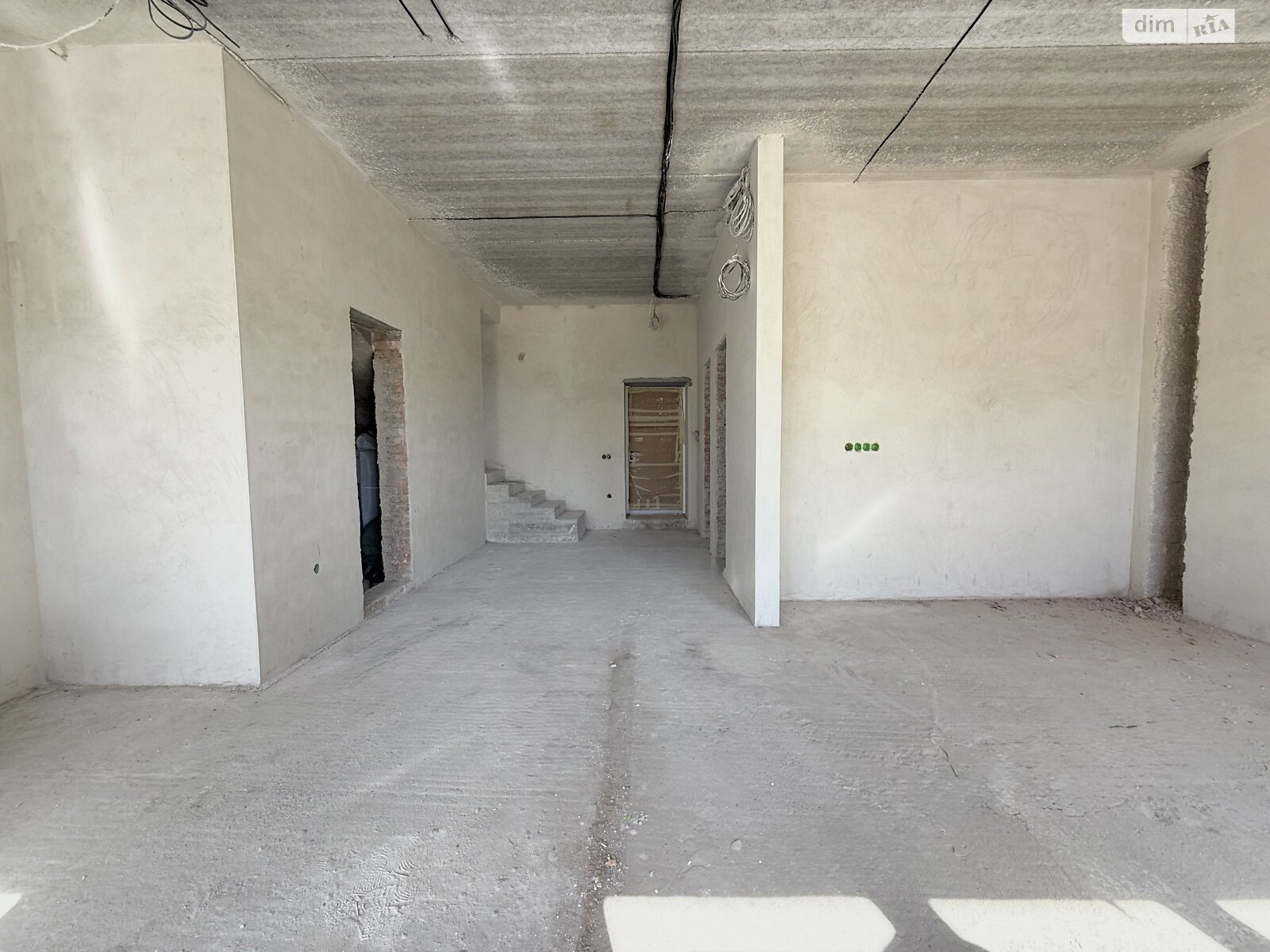 двухэтажный дуплекс, 128 кв. м, кирпич. Продажа в Ровно район Новый Двор фото 1