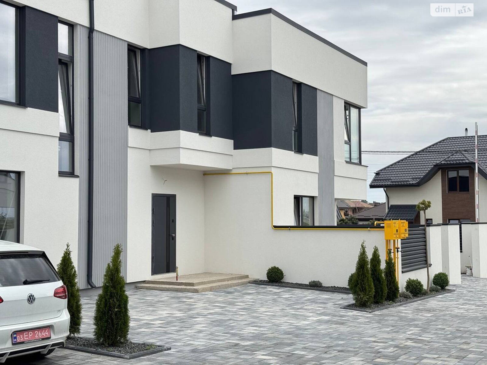 двухэтажный дуплекс, 123 кв. м, кирпич. Продажа в Ровно район Южный фото 1 двухэтажный дуплекс, 123 кв. м, кирпич. Продажа в Ровно район Южный фото 1