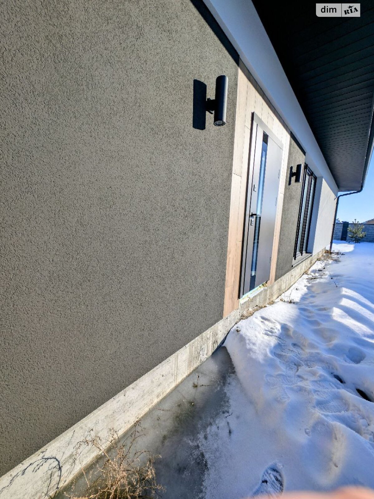 одноэтажный дуплекс, 80.2 кв. м, кирпич. Продажа в Ровно район Южный фото 1