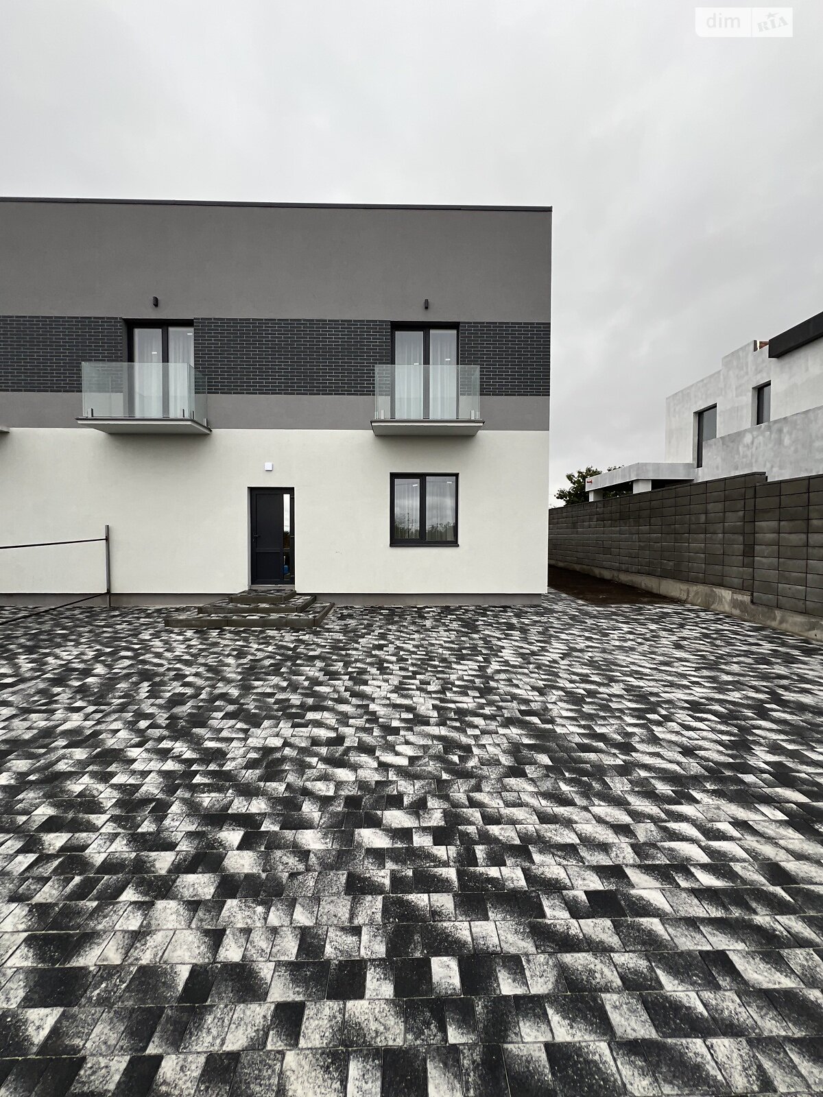 двоповерховий дуплекс, 181.4 кв. м, кирпич. Продаж в Рівному, район Південний фото 1