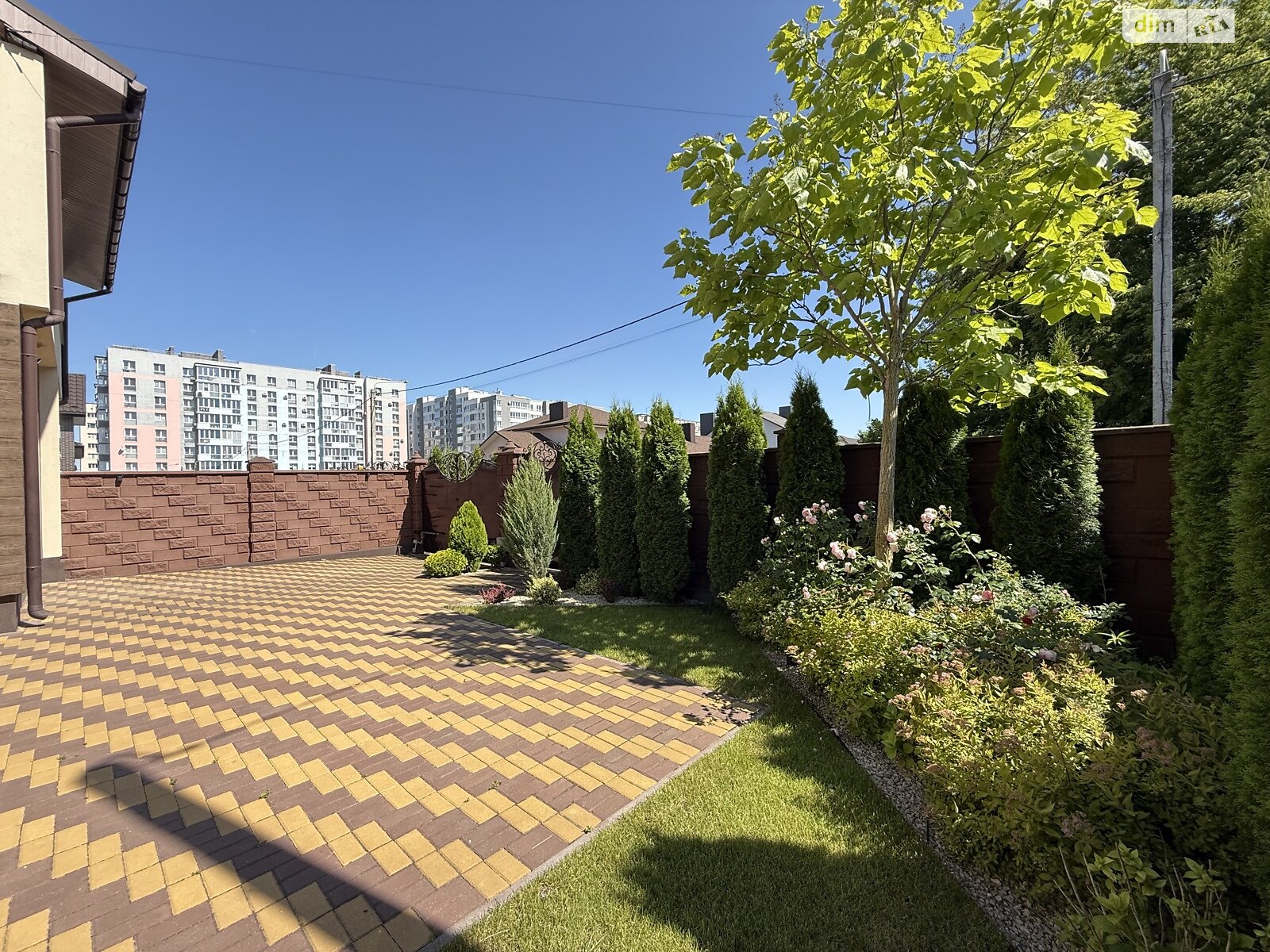 двухэтажный дуплекс, 169 кв. м, кирпич. Продажа в Ровно район Ювилейный фото 1