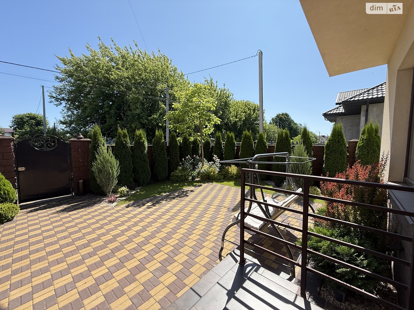двухэтажный дуплекс, 169 кв. м, кирпич. Продажа в Ровно район Ювилейный фото 1