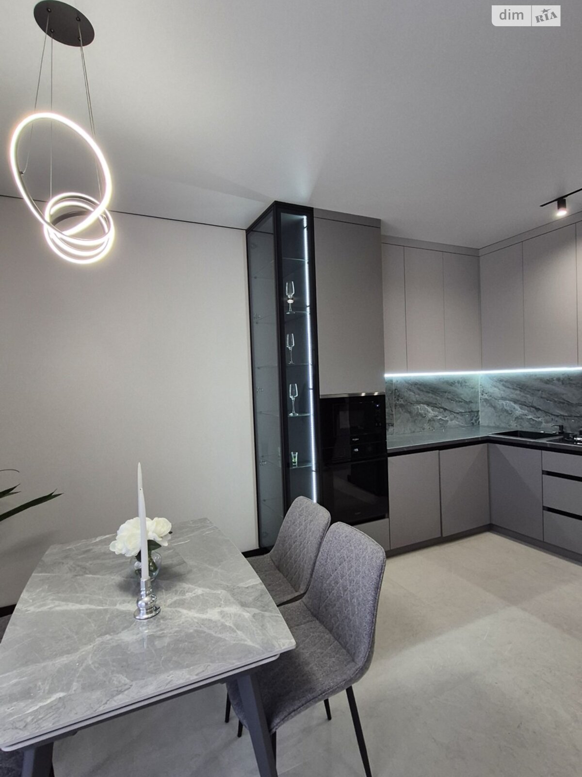 двоповерховий дуплекс, 102 кв. м, цегла. Продаж в Рівному, район Ювілейний фото 1