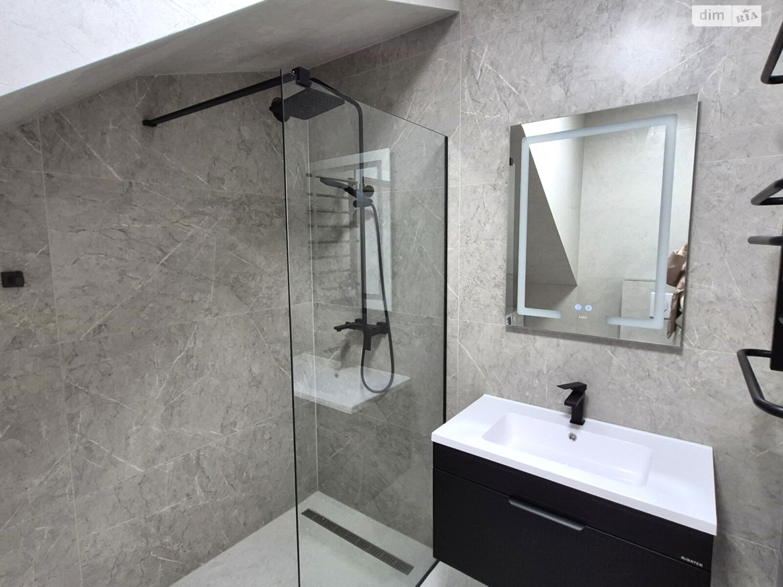 двоповерховий дуплекс, 102 кв. м, цегла. Продаж в Рівному, район Ювілейний фото 1