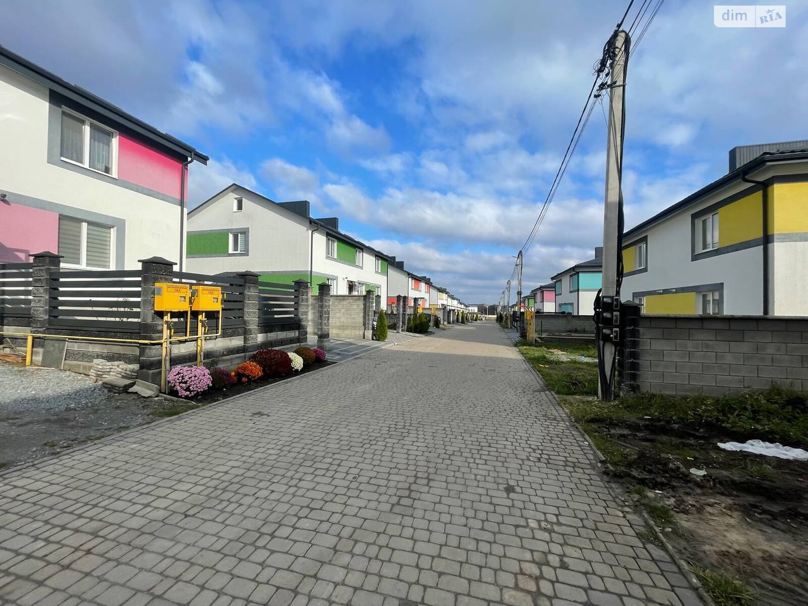 двухэтажный дуплекс, 118.2 кв. м, кирпич. Продажа в Ровно район Ювилейный фото 1 двухэтажный дуплекс, 118.2 кв. м, кирпич. Продажа в Ровно район Ювилейный фото 1