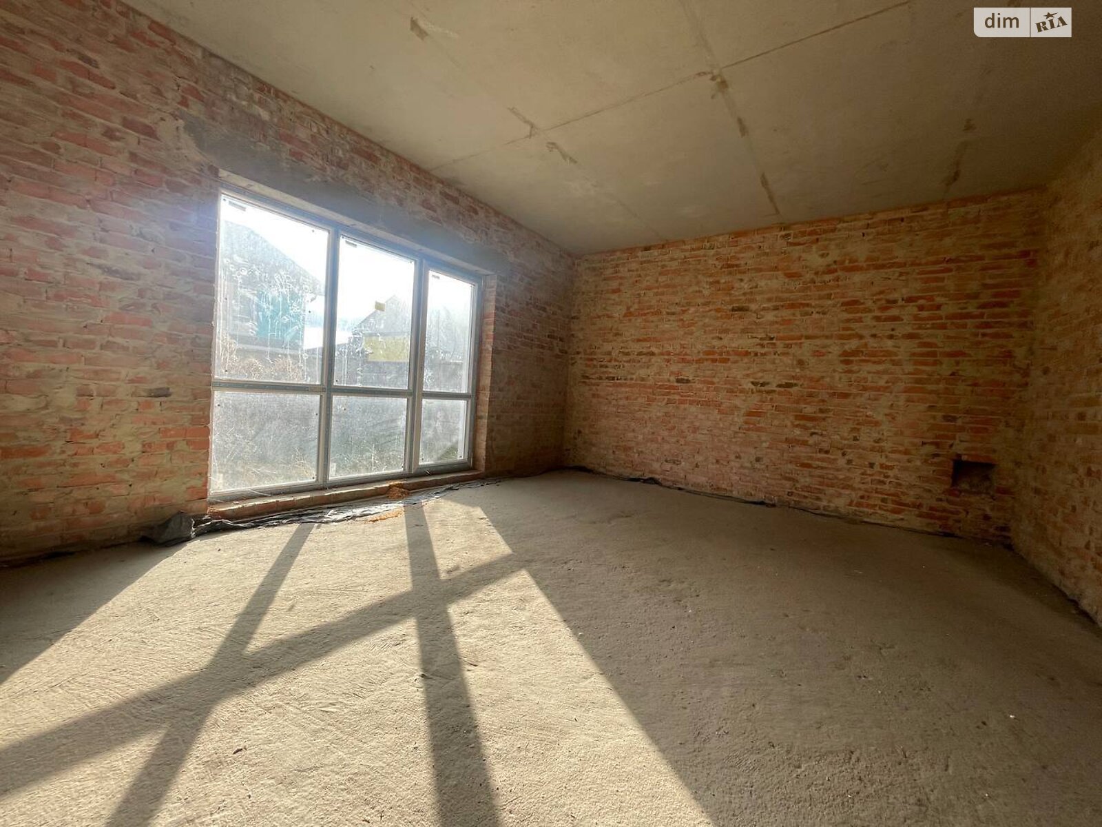 двухэтажный дуплекс, 118.2 кв. м, кирпич. Продажа в Ровно район Ювилейный фото 1 двухэтажный дуплекс, 118.2 кв. м, кирпич. Продажа в Ровно район Ювилейный фото 1