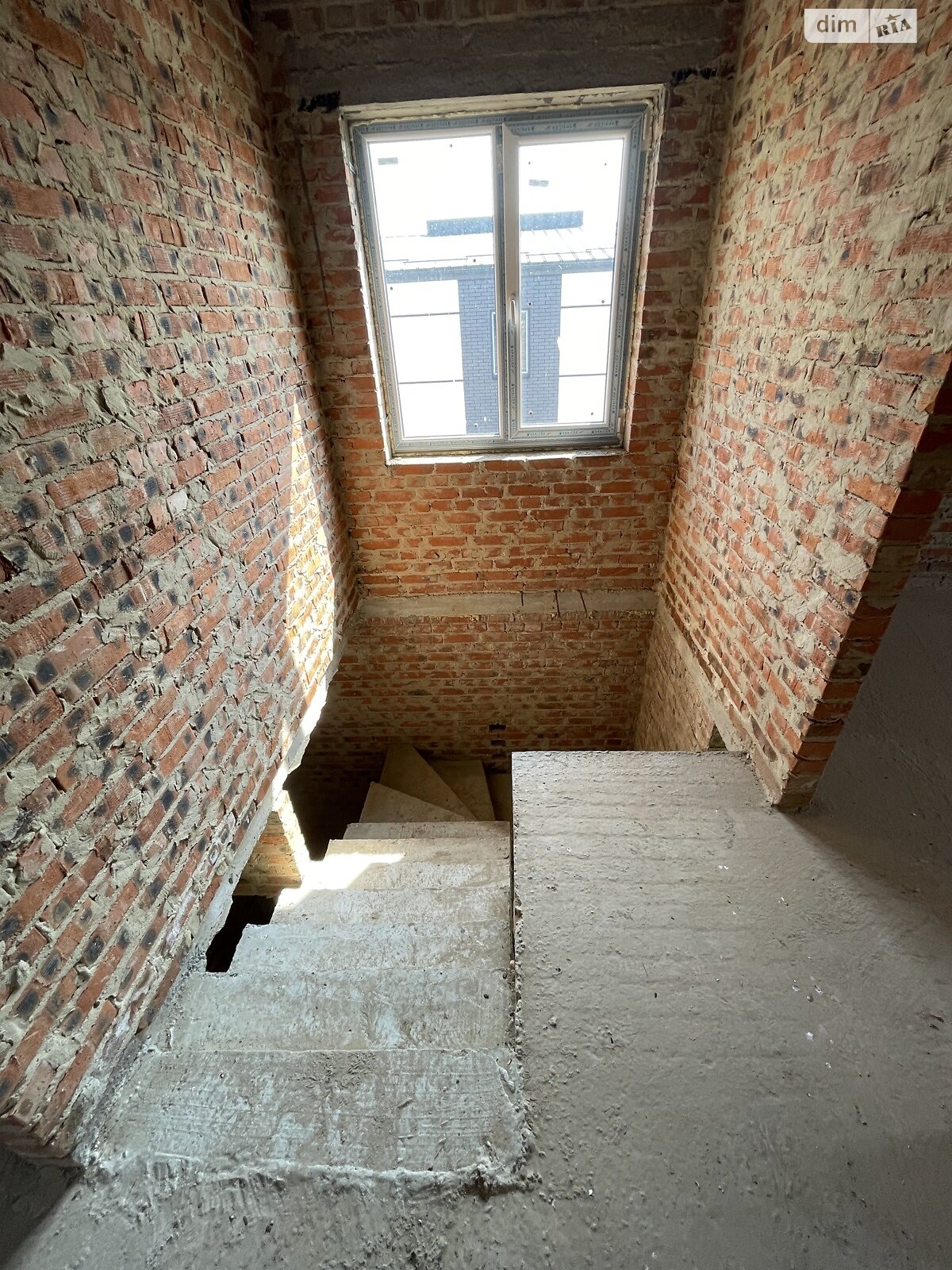 двухэтажный дуплекс, 118 кв. м, кирпич. Продажа в Ровно район Ювилейный фото 1 двухэтажный дуплекс, 118 кв. м, кирпич. Продажа в Ровно район Ювилейный фото 1