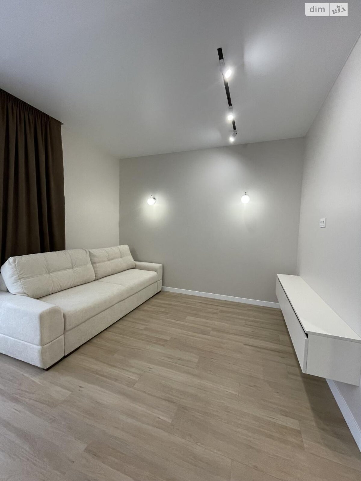 двухэтажный дуплекс, 100 кв. м, кирпич. Продажа в Ровно район Ювилейный фото 1 двухэтажный дуплекс, 100 кв. м, кирпич. Продажа в Ровно район Ювилейный фото 1