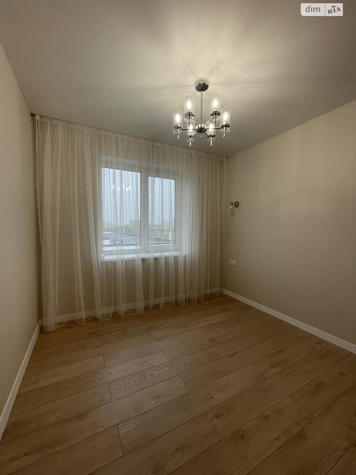 двухэтажный дуплекс, 100 кв. м, кирпич. Продажа в Ровно район Ювилейный фото 1 двухэтажный дуплекс, 100 кв. м, кирпич. Продажа в Ровно район Ювилейный фото 1