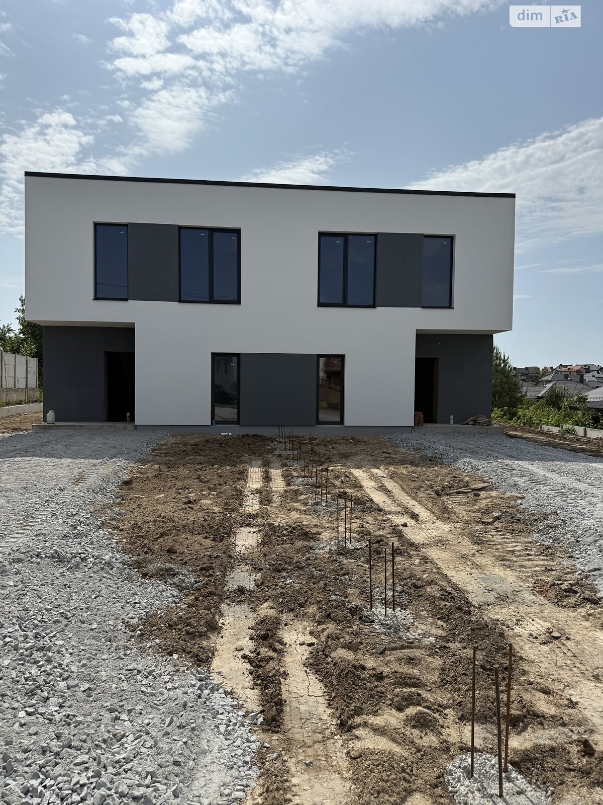 двухэтажный дуплекс, 125 кв. м, кирпич. Продажа в Ровно район Ювилейный фото 1 двухэтажный дуплекс, 125 кв. м, кирпич. Продажа в Ровно район Ювилейный фото 1