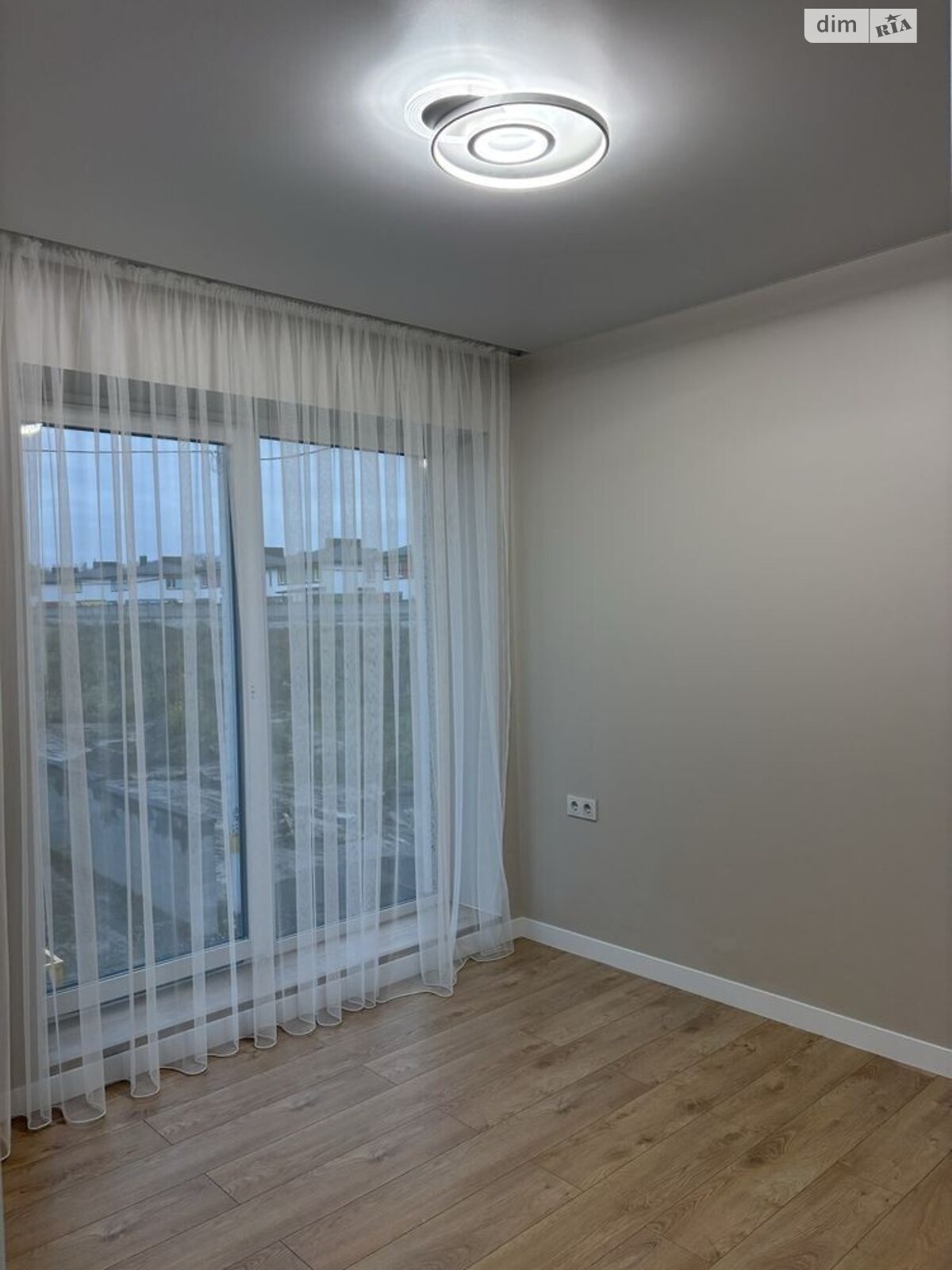 двухэтажный дуплекс, 100 кв. м, кирпич. Продажа в Ровно район Ювилейный фото 1