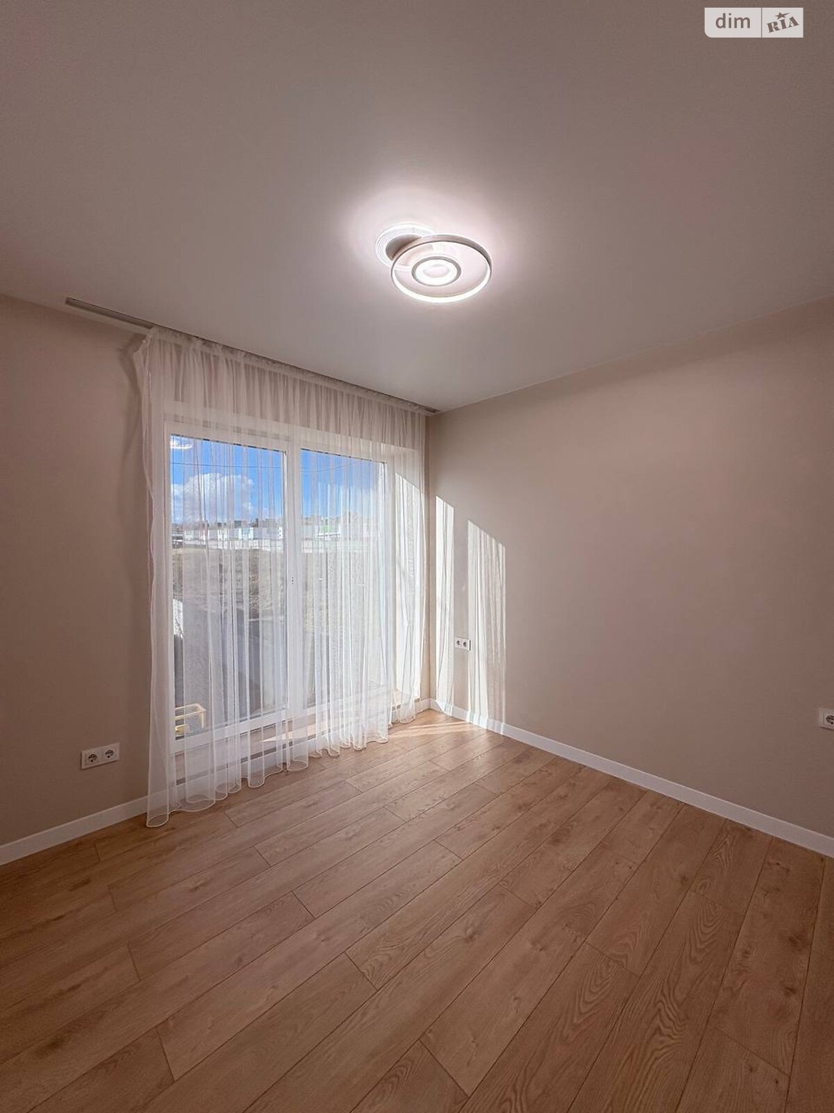 двоповерховий дуплекс, 100 кв. м, кирпич. Продаж в Рівному, район Ювілейний фото 1