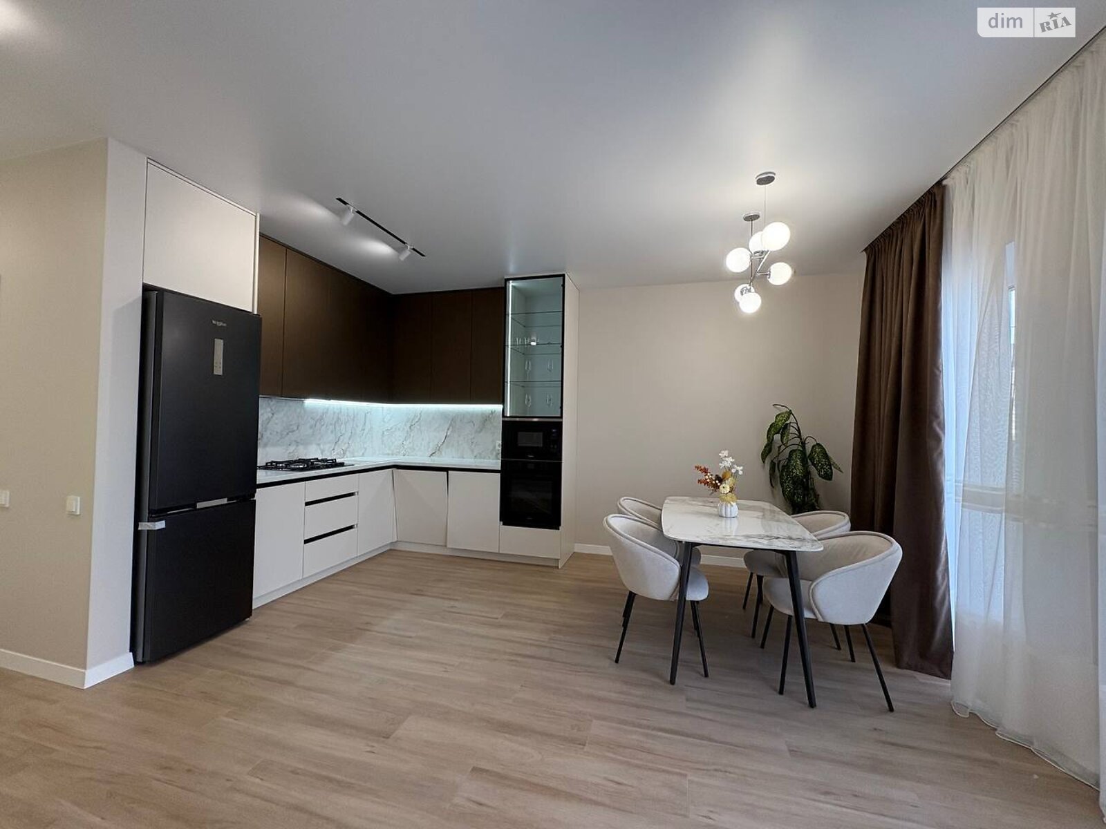 двоповерховий дуплекс, 100 кв. м, кирпич. Продаж в Рівному, район Ювілейний фото 1