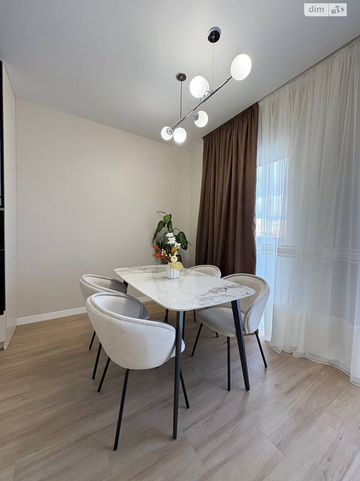 двоповерховий дуплекс, 100 кв. м, кирпич. Продаж в Рівному, район Ювілейний фото 1