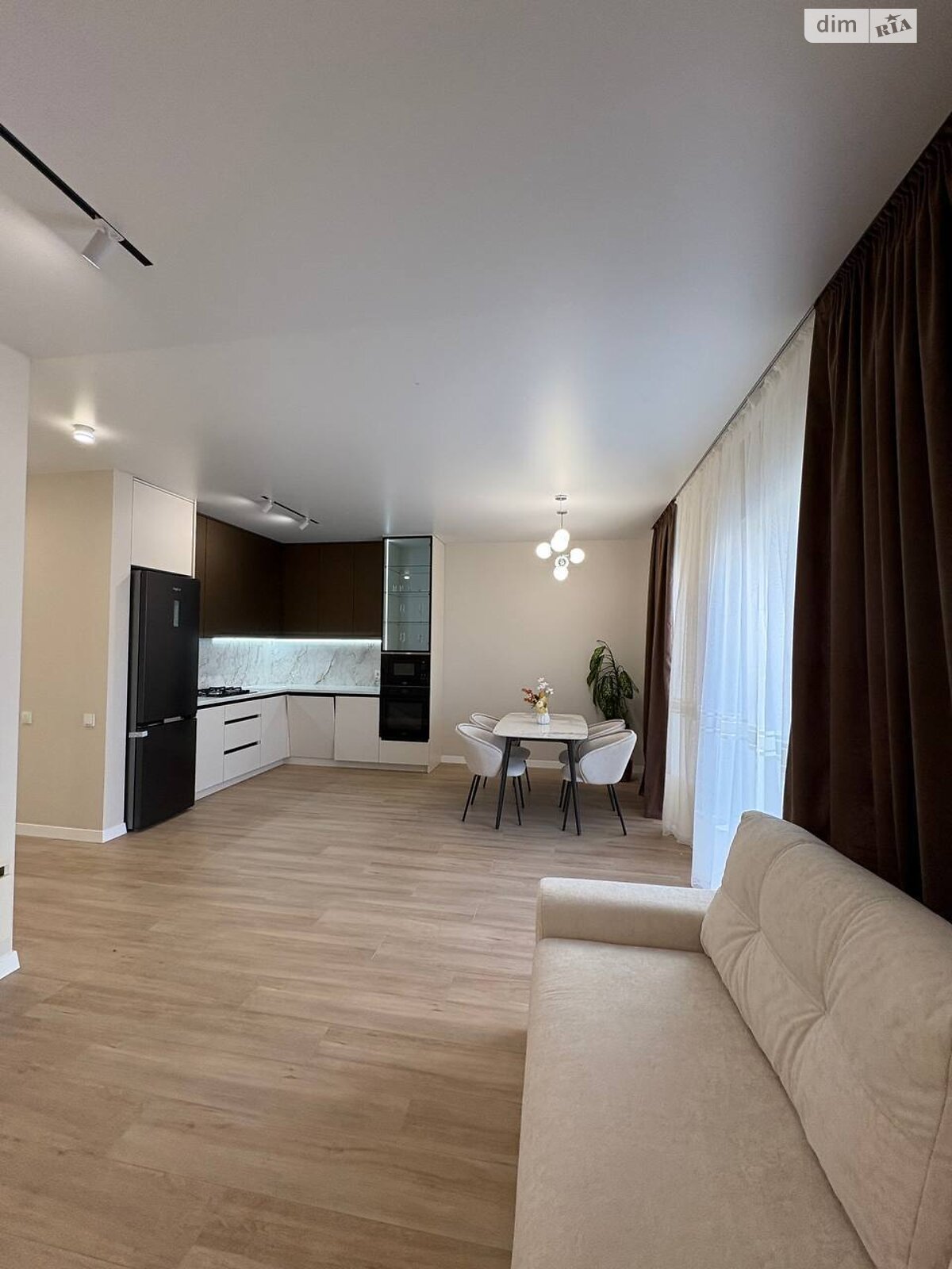 двоповерховий дуплекс, 100 кв. м, кирпич. Продаж в Рівному, район Ювілейний фото 1