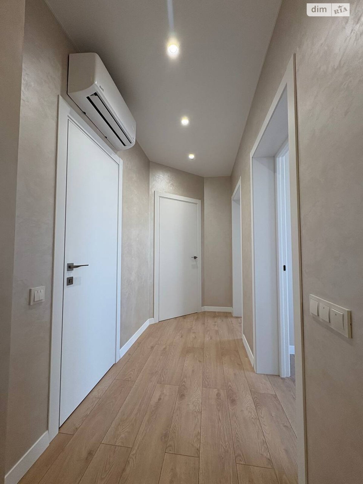 двоповерховий дуплекс, 100 кв. м, кирпич. Продаж в Рівному, район Ювілейний фото 1