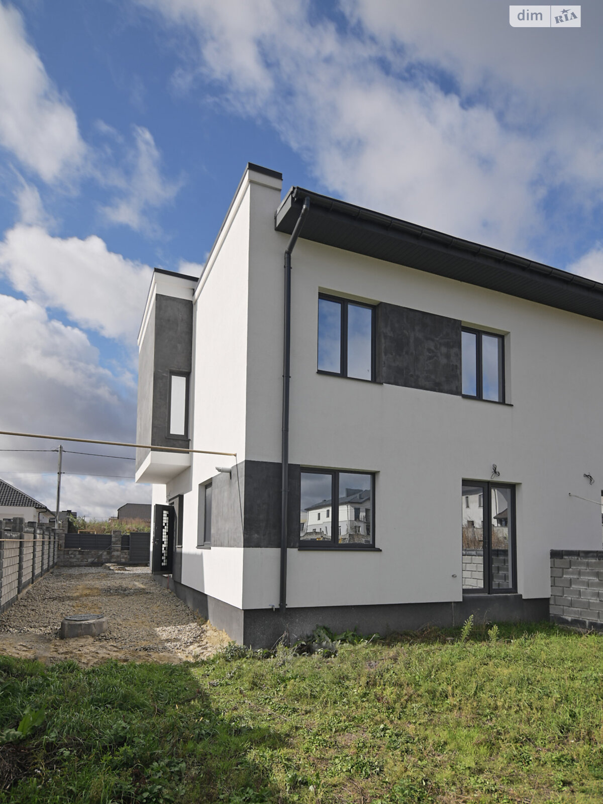 двоповерховий дуплекс, 170 кв. м, кирпич. Продаж в Рівному, район Ювілейний фото 1