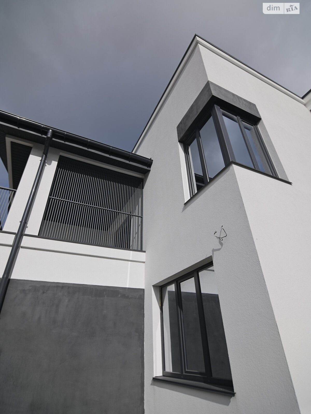 двоповерховий дуплекс, 170 кв. м, кирпич. Продаж в Рівному, район Ювілейний фото 1