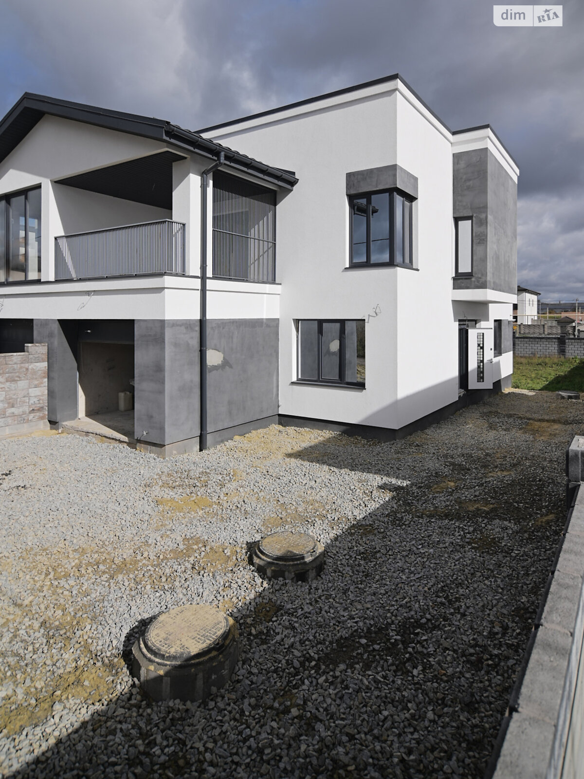 двоповерховий дуплекс, 170 кв. м, кирпич. Продаж в Рівному, район Ювілейний фото 1