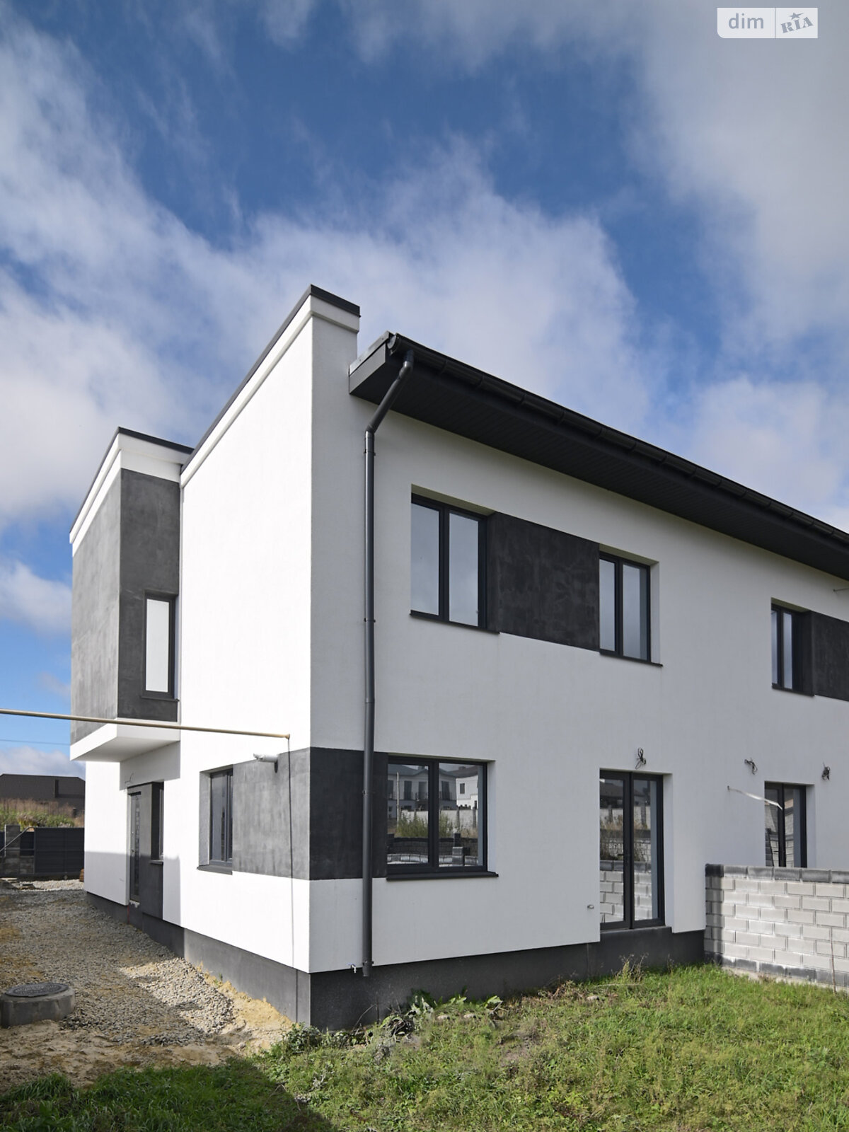 двоповерховий дуплекс, 170 кв. м, кирпич. Продаж в Рівному, район Ювілейний фото 1