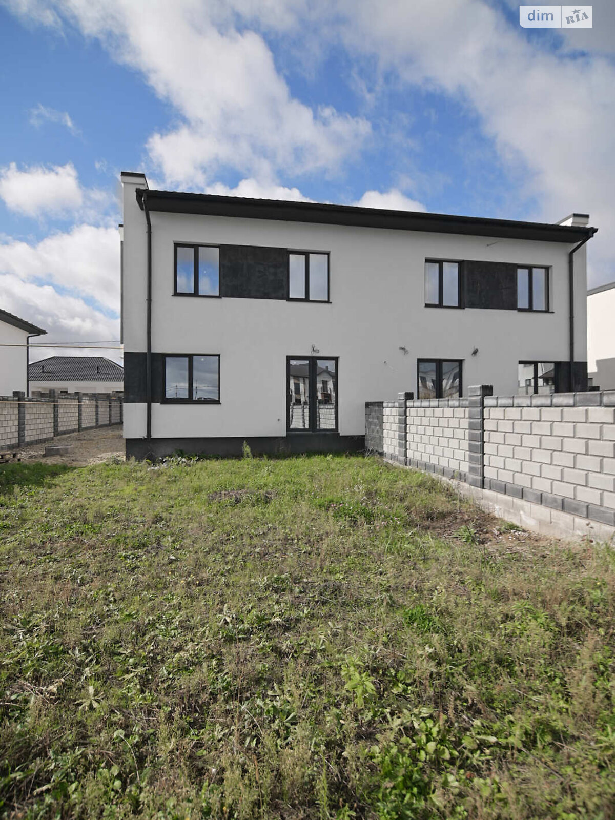 двоповерховий дуплекс, 170 кв. м, кирпич. Продаж в Рівному, район Ювілейний фото 1