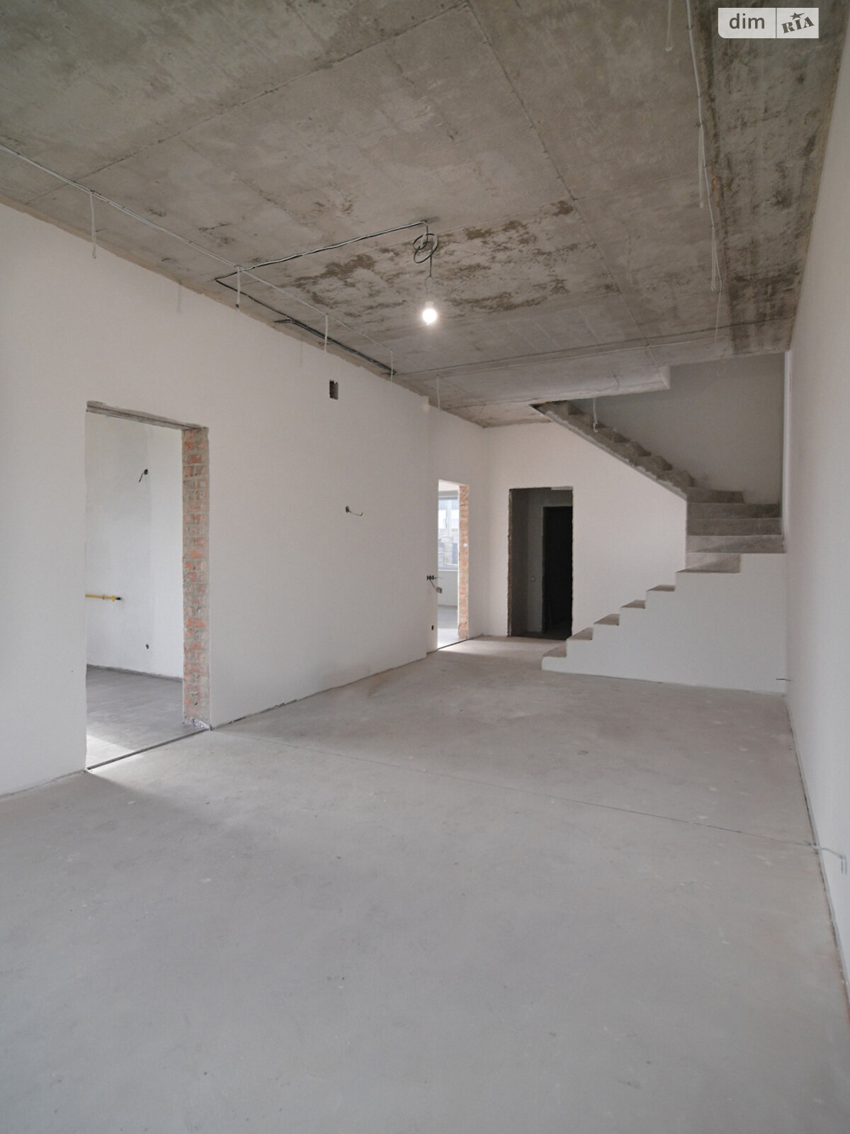 двоповерховий дуплекс, 170 кв. м, кирпич. Продаж в Рівному, район Ювілейний фото 1