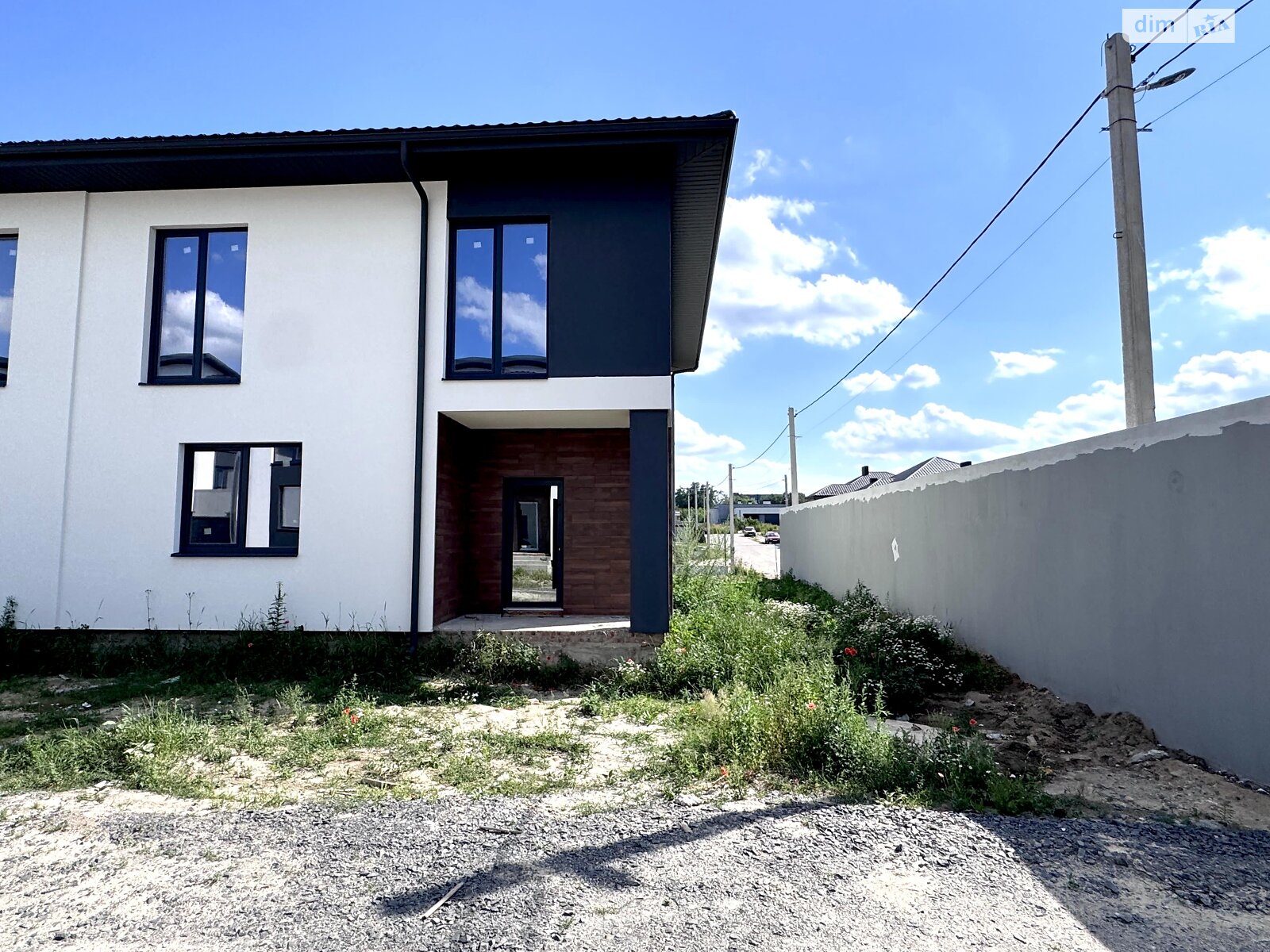 двухэтажный дуплекс, 120 кв. м, кирпич. Продажа в Ровно район Зоопарк фото 1 двухэтажный дуплекс, 120 кв. м, кирпич. Продажа в Ровно район Зоопарк фото 1