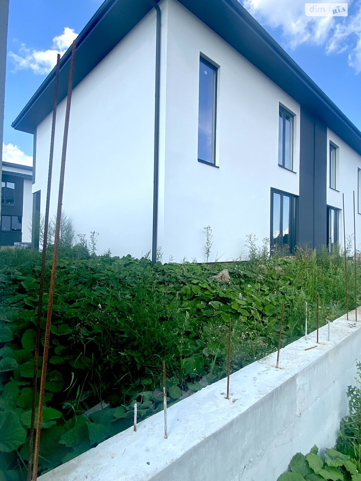 двухэтажный дуплекс, 120 кв. м, кирпич. Продажа в Ровно район Зоопарк фото 1 двухэтажный дуплекс, 120 кв. м, кирпич. Продажа в Ровно район Зоопарк фото 1