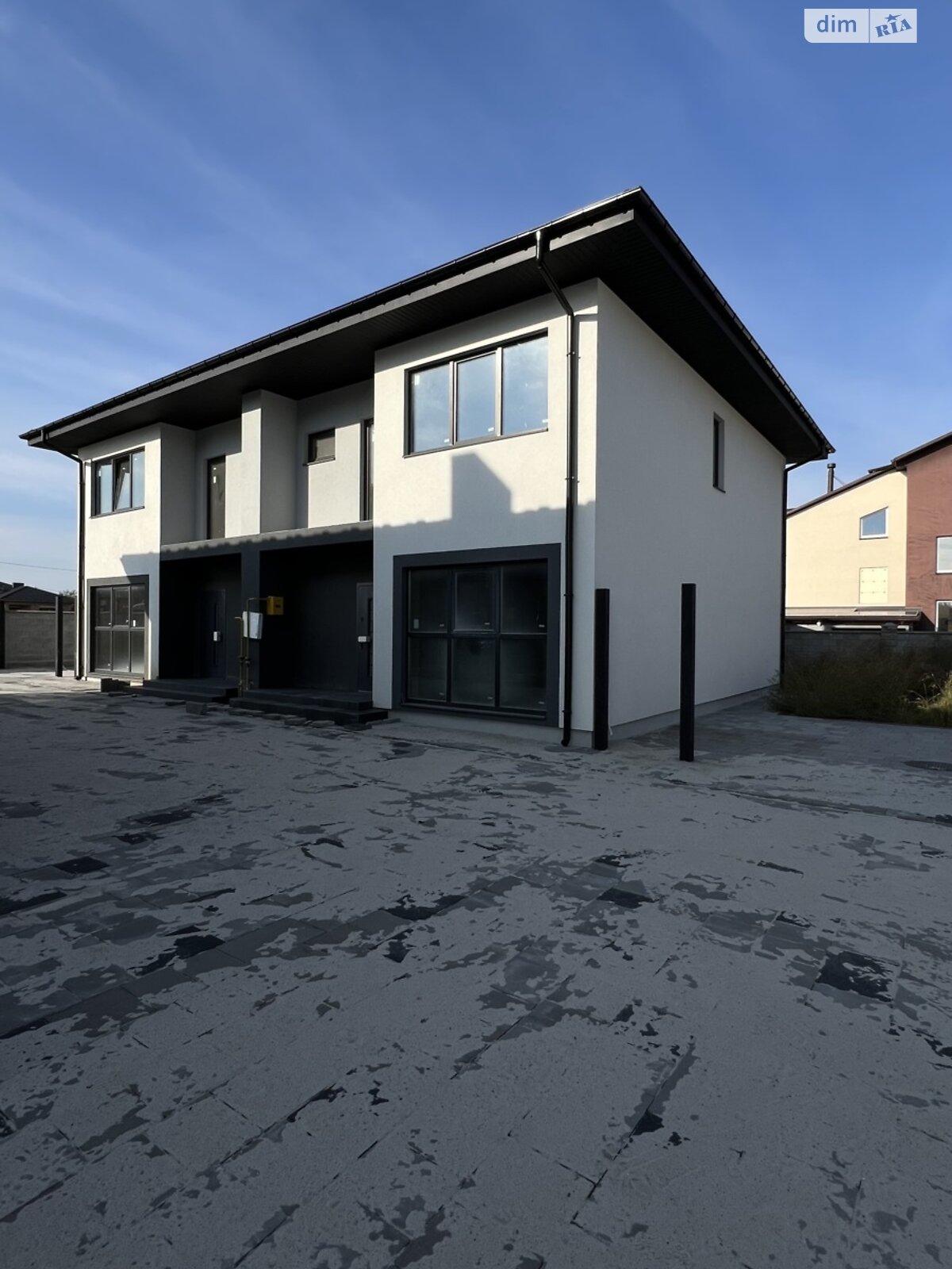 двоповерховий дуплекс, 136 кв. м, цегла. Продаж в Рівному, район Зоопарк фото 1