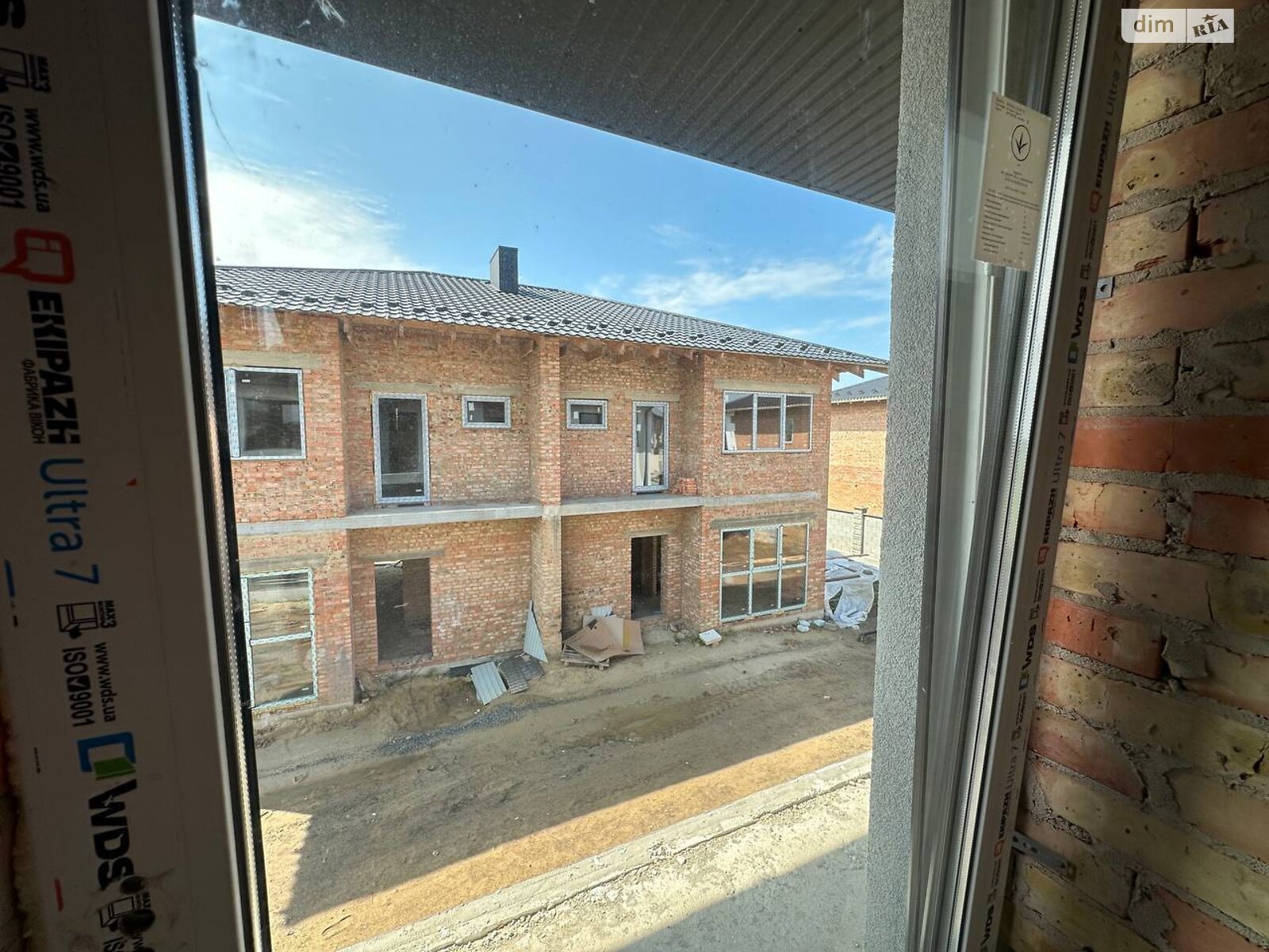 двухэтажный дуплекс, 126 кв. м, кирпич. Продажа в Ровно фото 1 двухэтажный дуплекс, 126 кв. м, кирпич. Продажа в Ровно фото 1